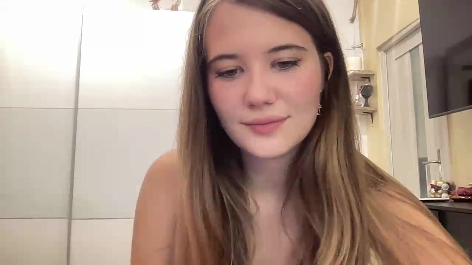 Gallery image thumbnail from Elvira's myfreecams stream on, 08/31/2026, 19:52 image 3 of 20