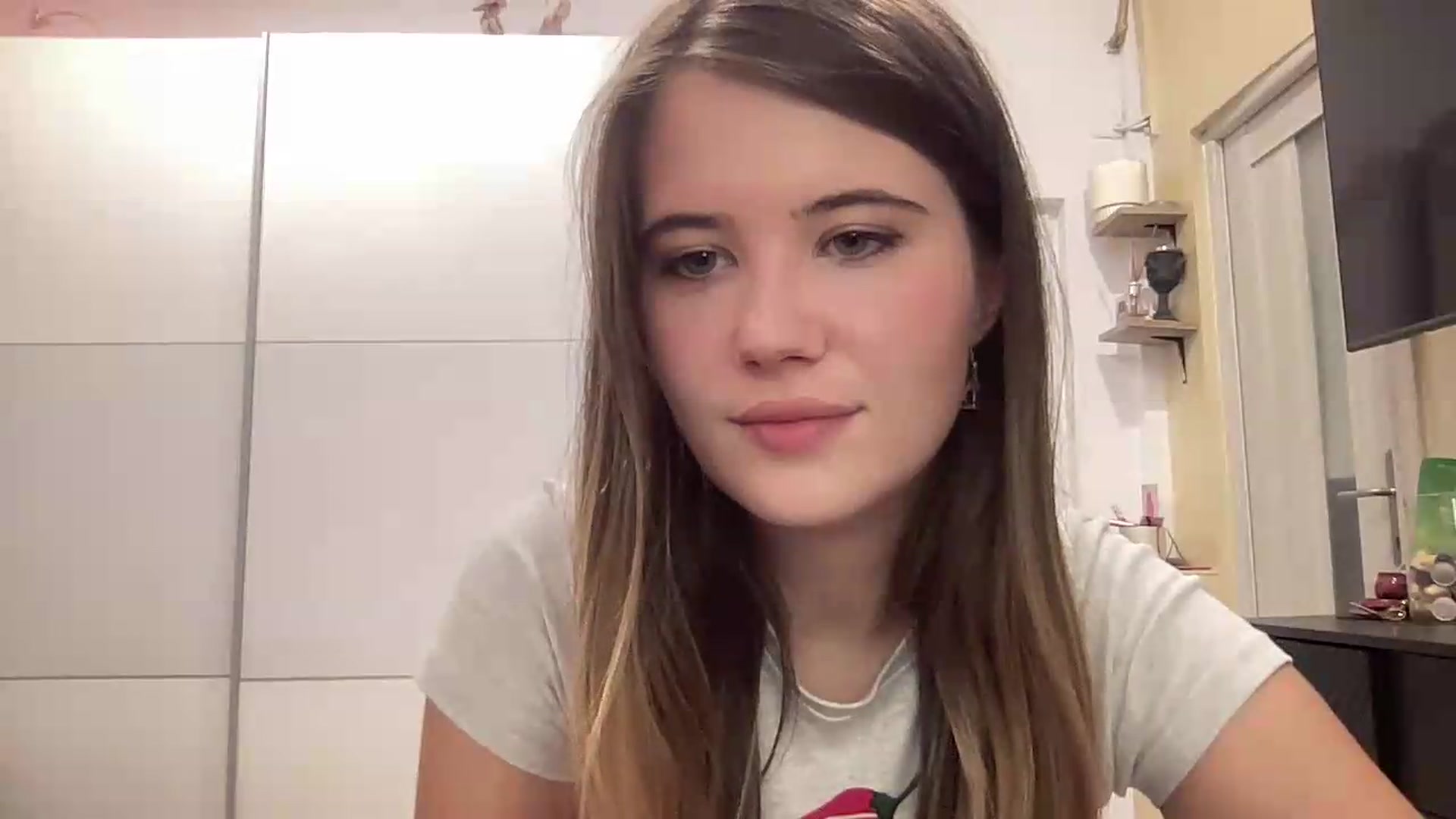 Gallery image thumbnail from Elvira's myfreecams stream on, 09/03/2026, 24:02 image 5 of 20