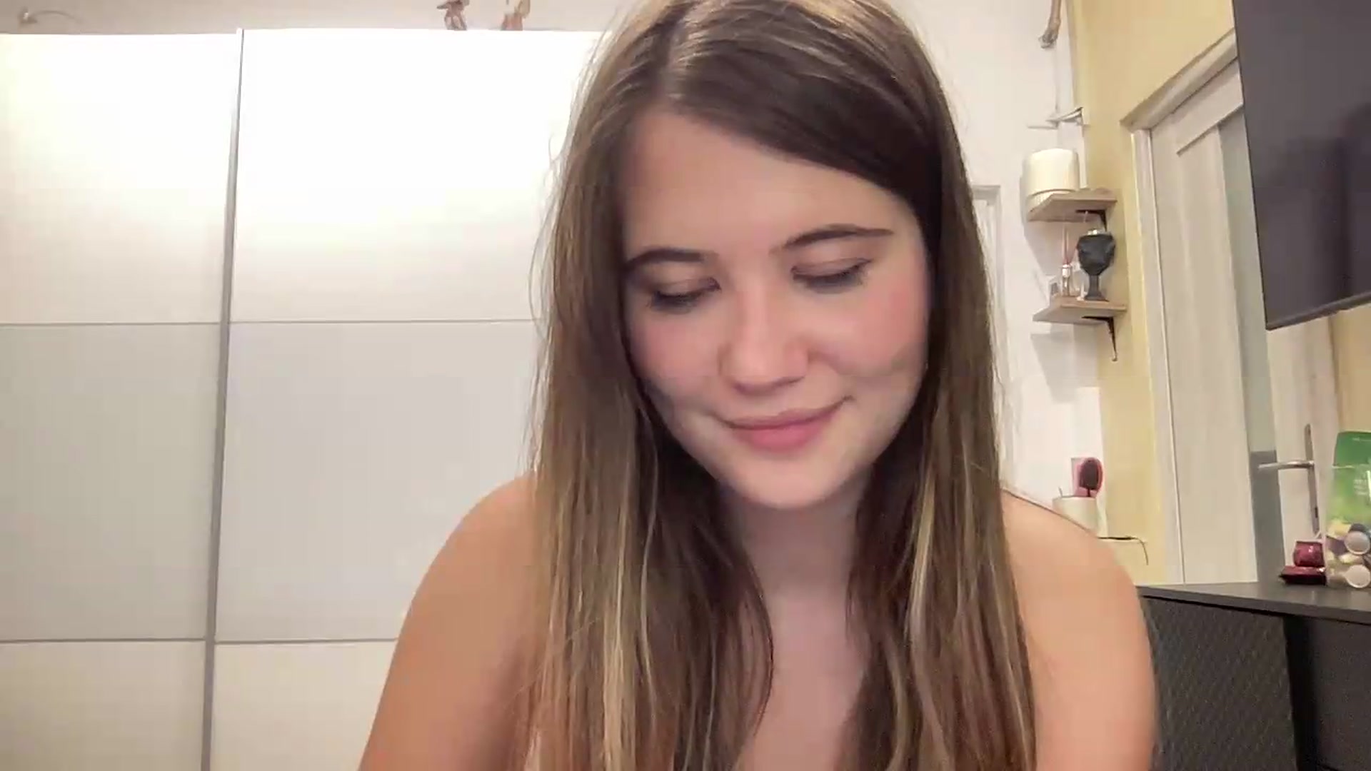 Gallery image thumbnail from Elvira's myfreecams stream on, 09/04/2026, 22:54 image 20 of 20