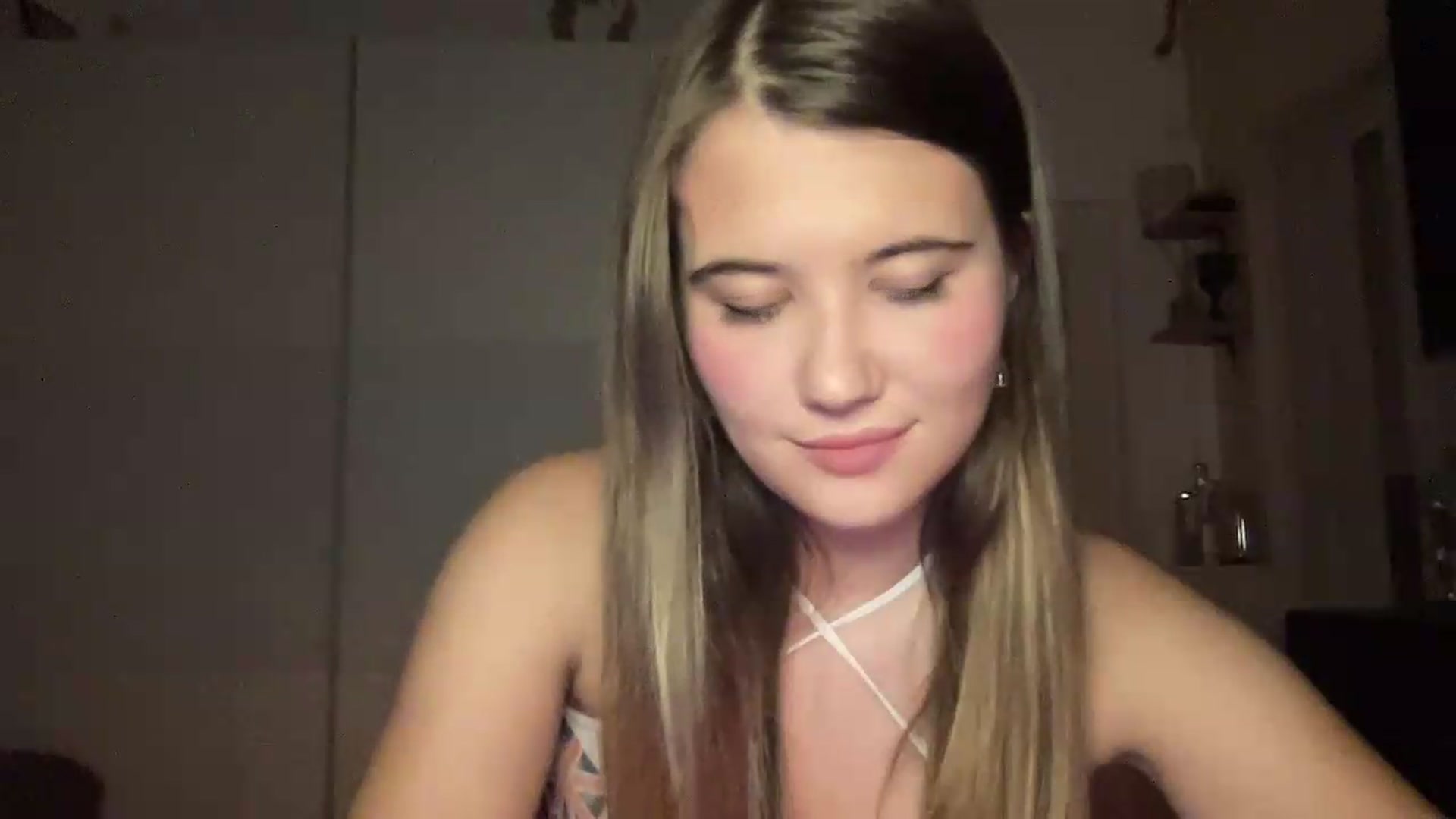 Gallery image thumbnail from Elvira's myfreecams stream on, 09/08/2026, 20:38 image 11 of 20