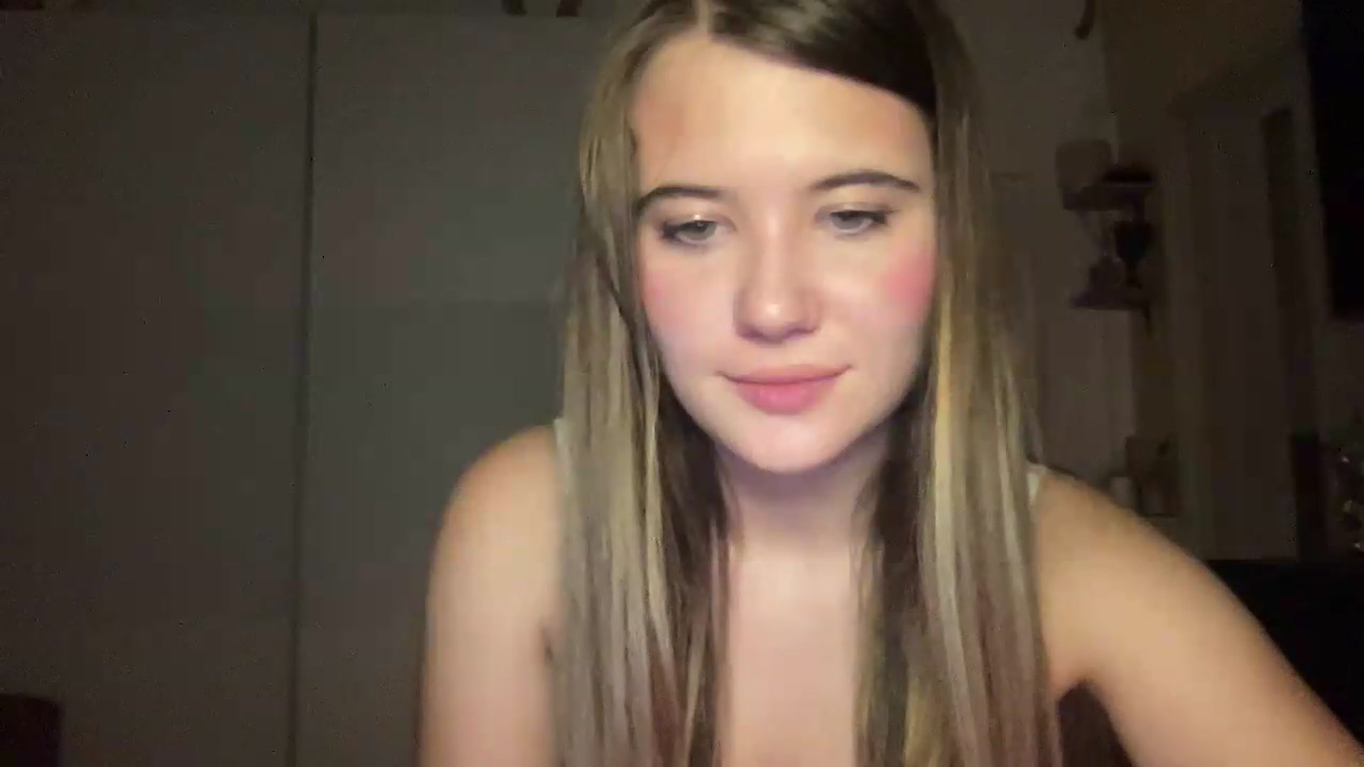 Gallery image thumbnail from Elvira's myfreecams stream on, 09/09/2026, 22:25 image 11 of 20