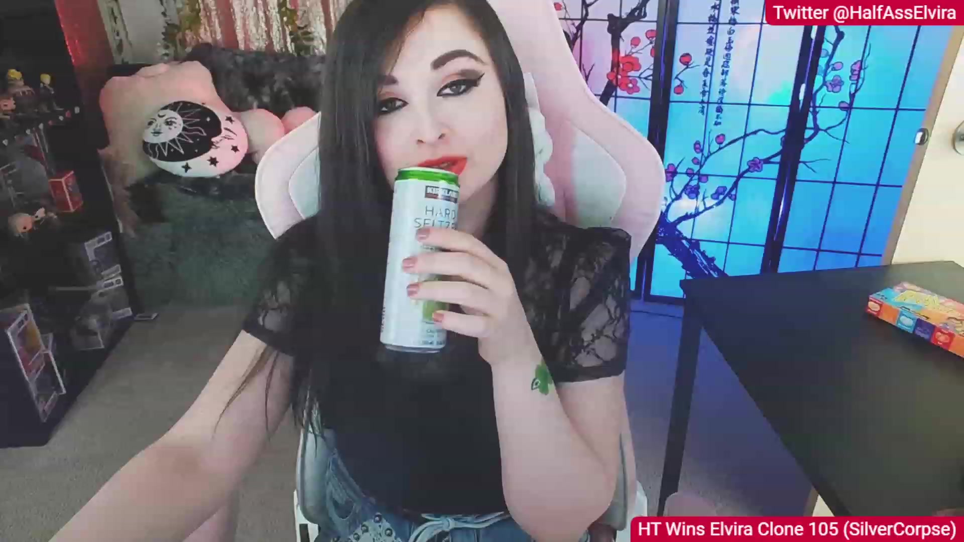 Gallery image thumbnail from Elviraaa's myfreecams stream on, 07/22/2023, 11:21 image 2 of 20