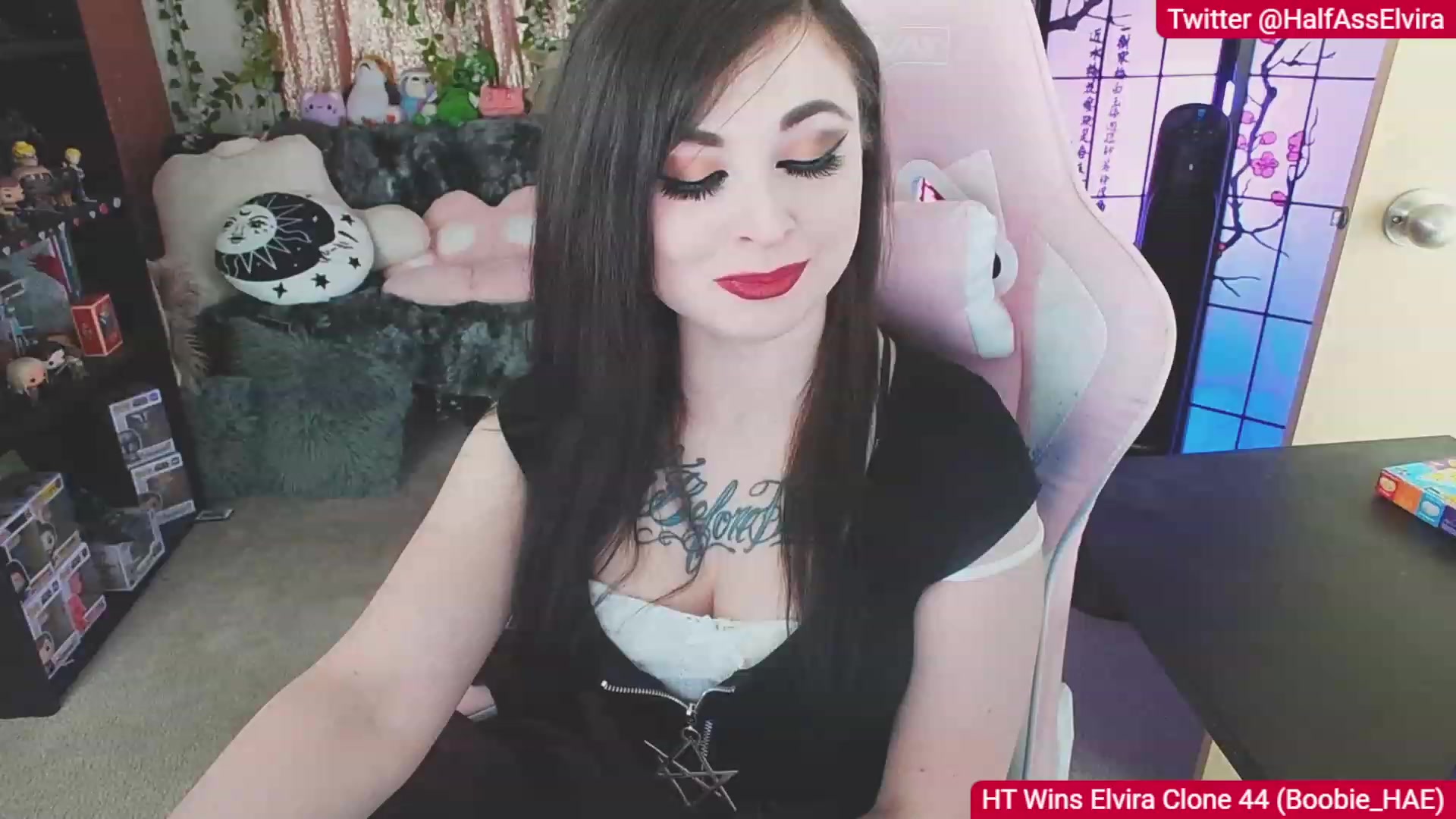 Gallery image thumbnail from Elviraaa's myfreecams stream on, 07/29/2023, 12:39 image 3 of 20