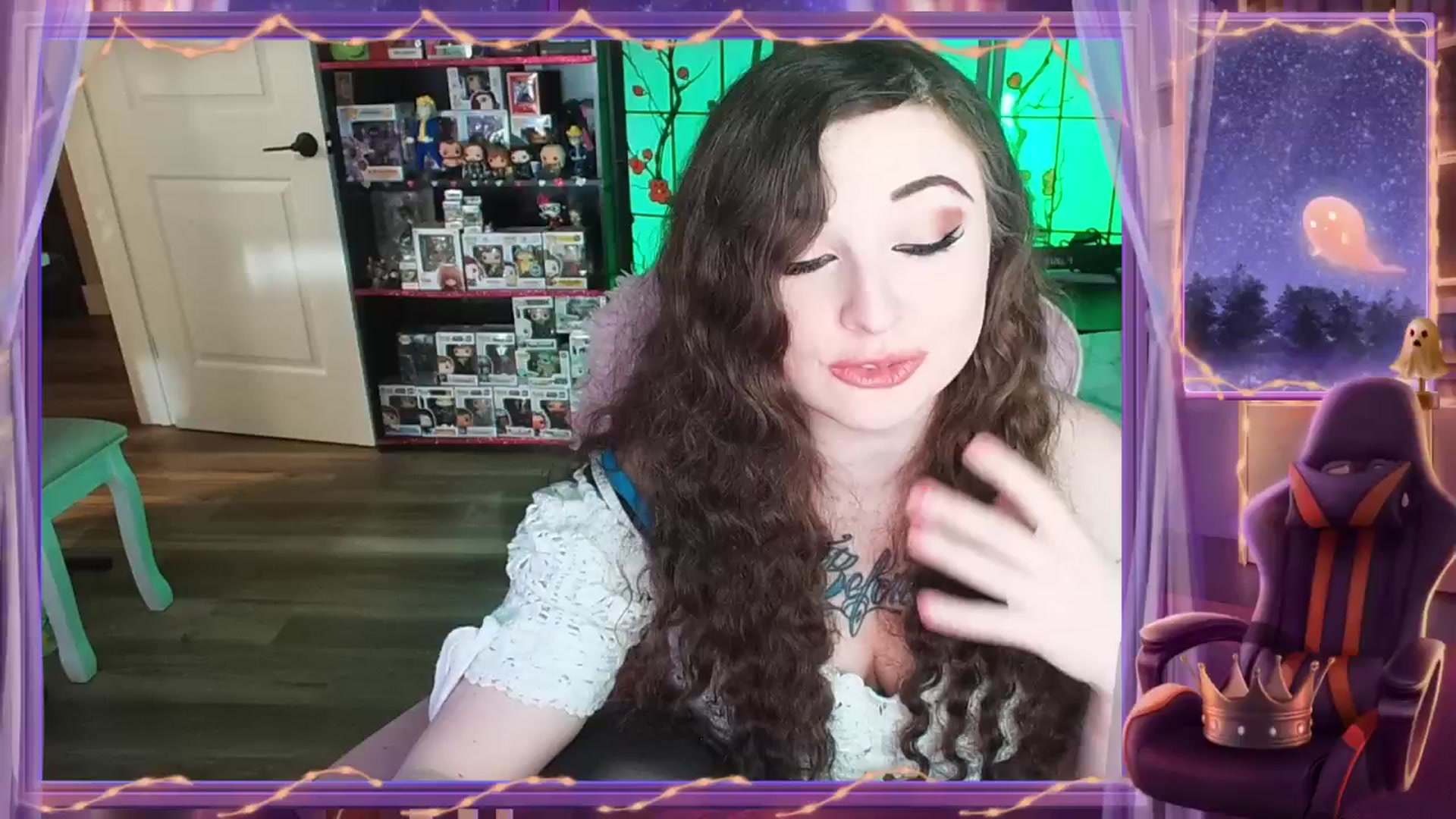 Gallery image thumbnail from Elviraaa's myfreecams stream on, 04/20/2025, 12:05 image 5 of 20