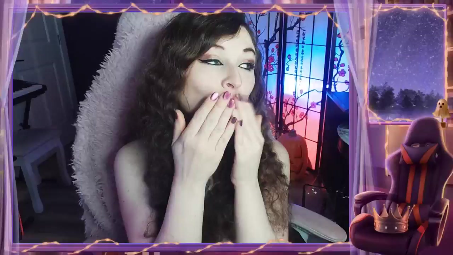 Gallery image thumbnail from Elviraaa's myfreecams stream on, 10/26/2025, 09:16 image 8 of 20