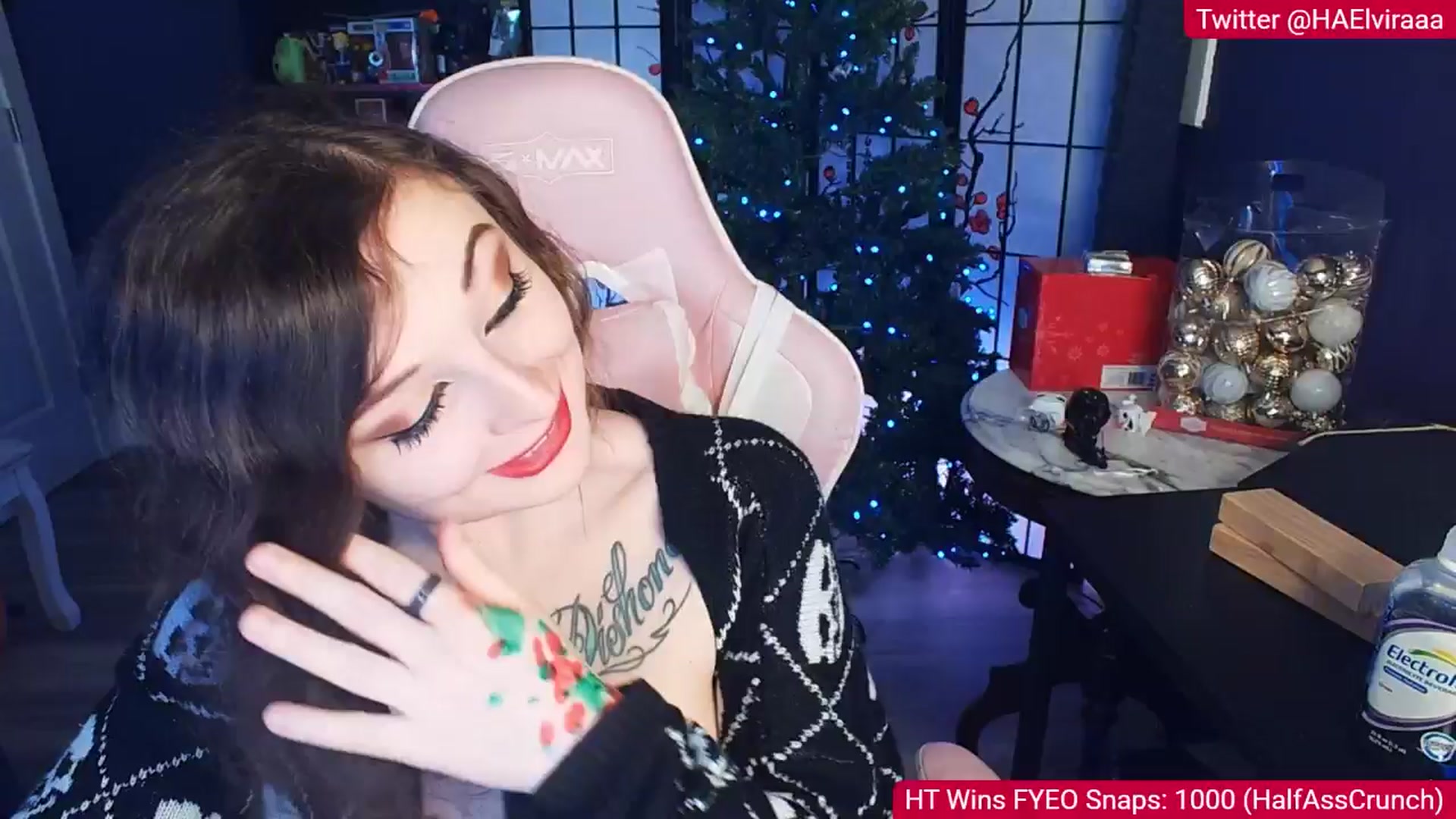 Gallery image thumbnail from Elviraaa's myfreecams stream on, 11/16/2025, 13:07 image 19 of 20