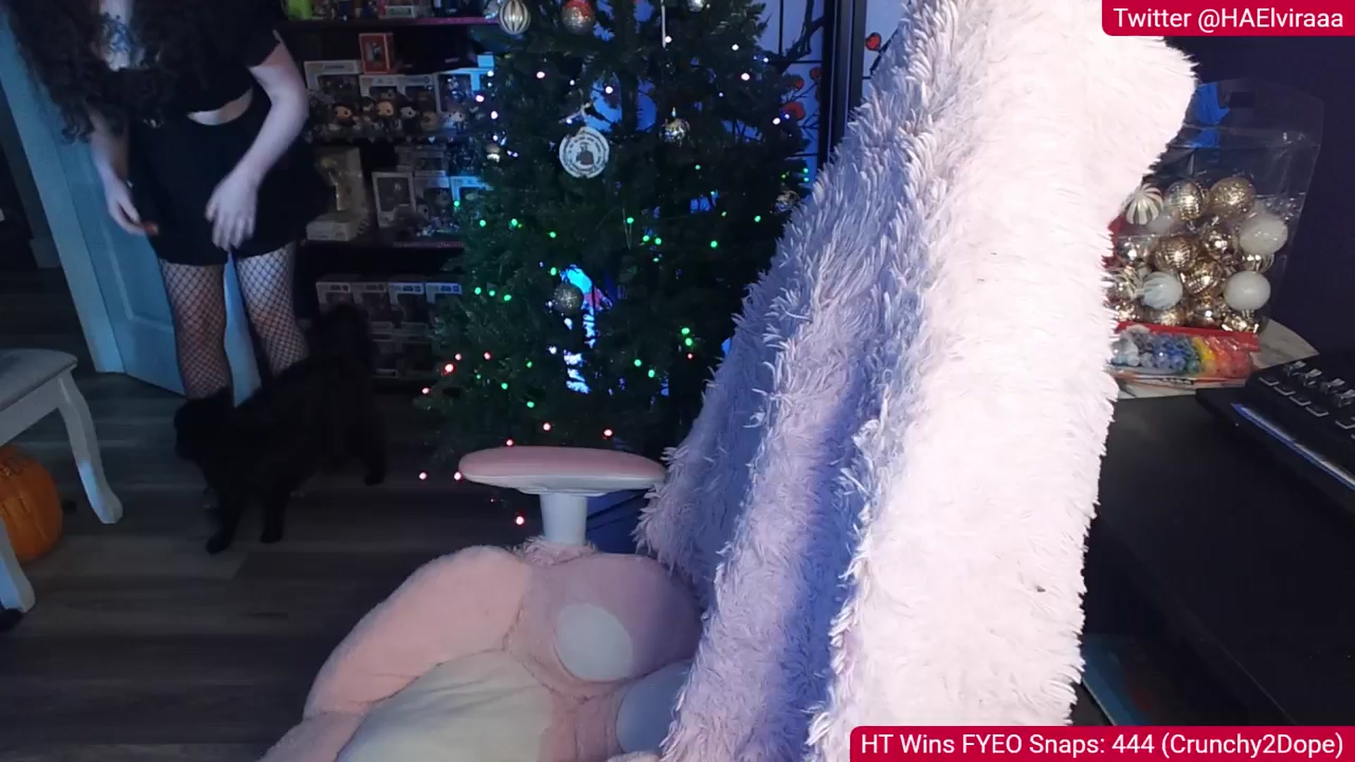 Gallery image thumbnail from Elviraaa's myfreecams stream on, 11/23/2025, 12:53 image 2 of 20