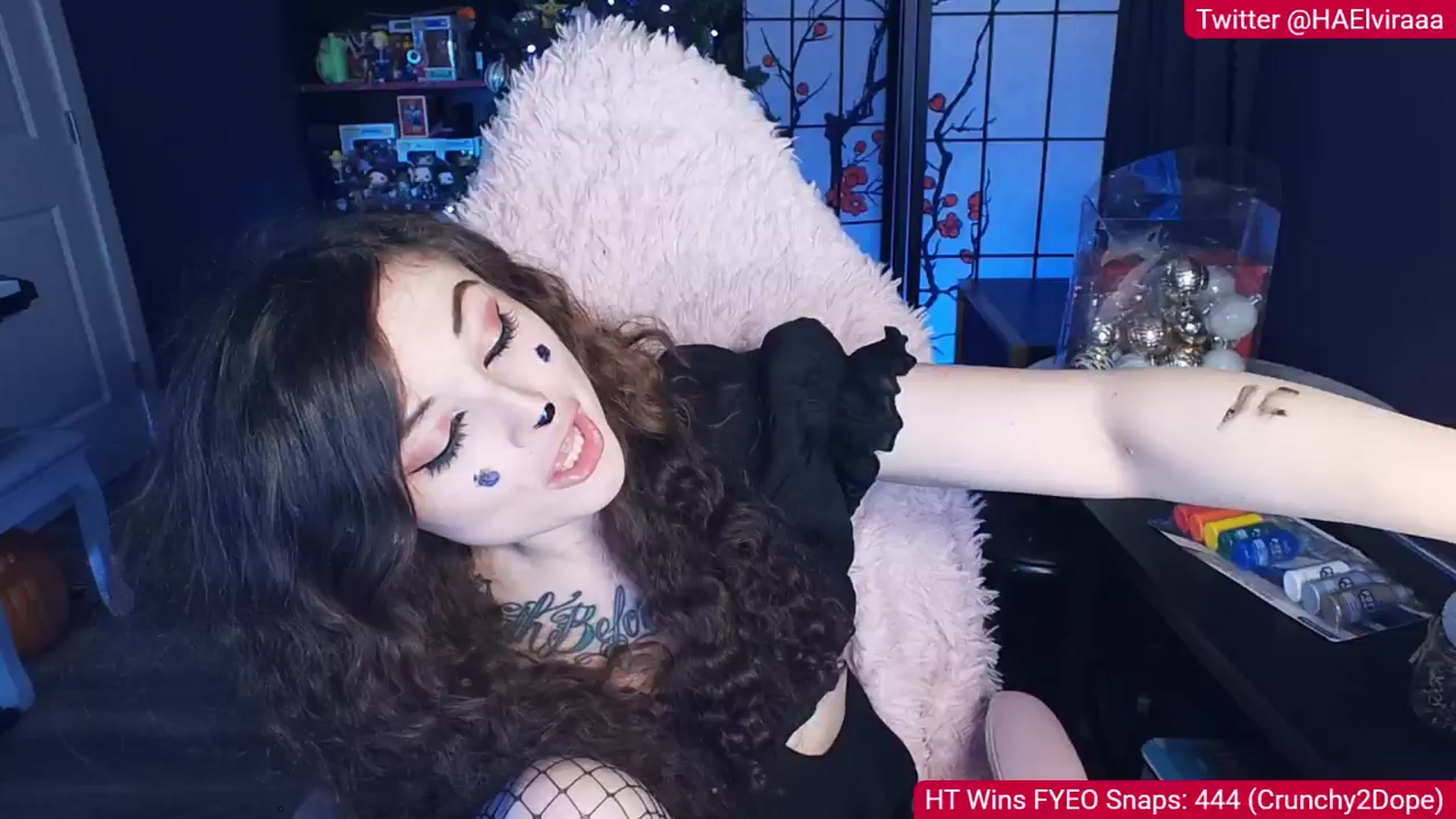 Gallery image thumbnail from Elviraaa's myfreecams stream on, 11/23/2025, 14:24 image 4 of 20