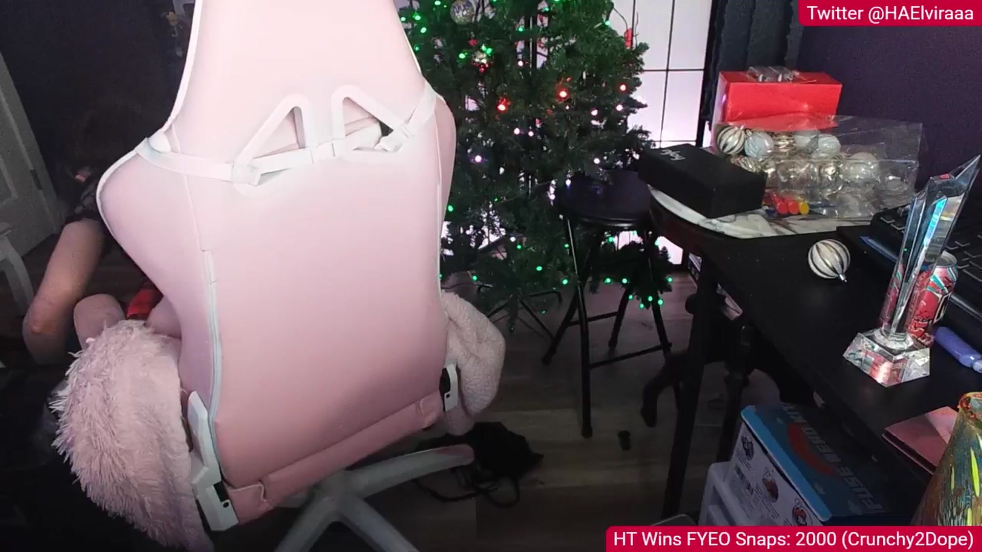 Gallery image thumbnail from Elviraaa's myfreecams stream on, 11/30/2025, 12:39 image 15 of 20