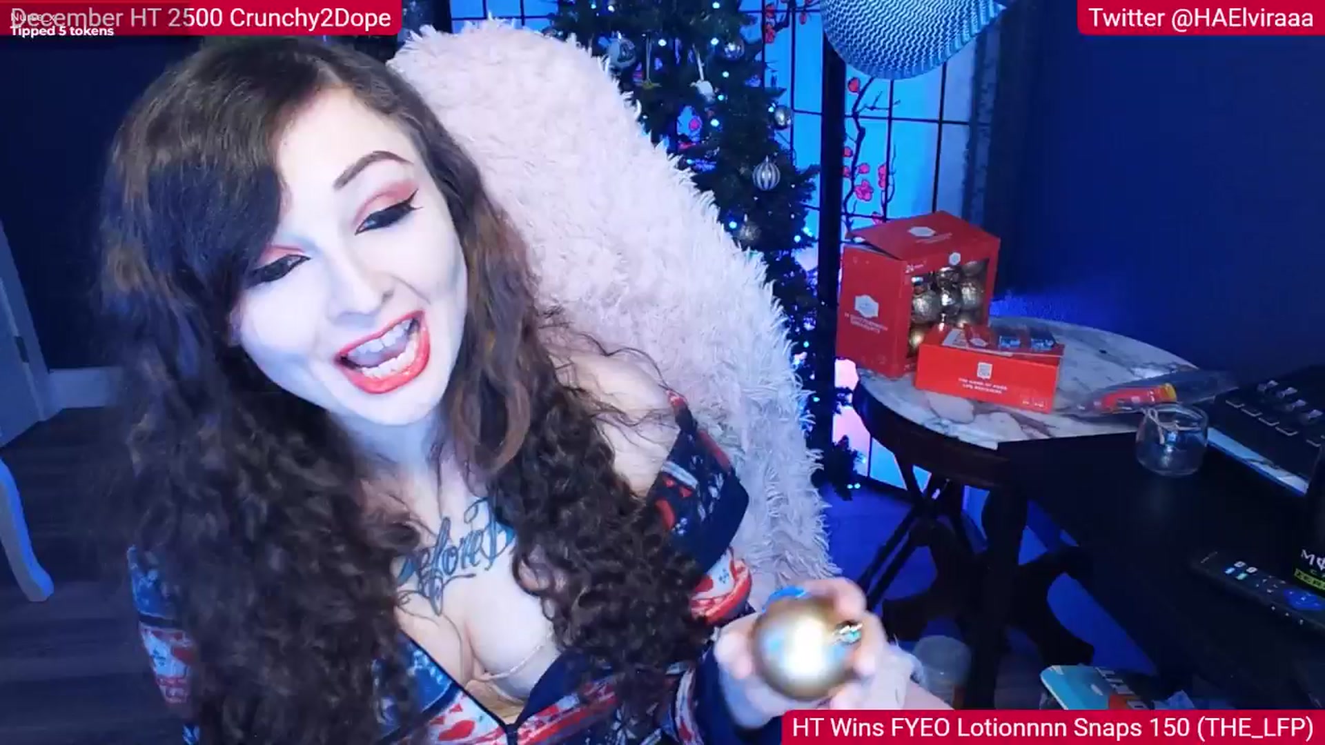 Gallery image thumbnail from Elviraaa's myfreecams stream on, 12/14/2025, 12:43 image 3 of 20