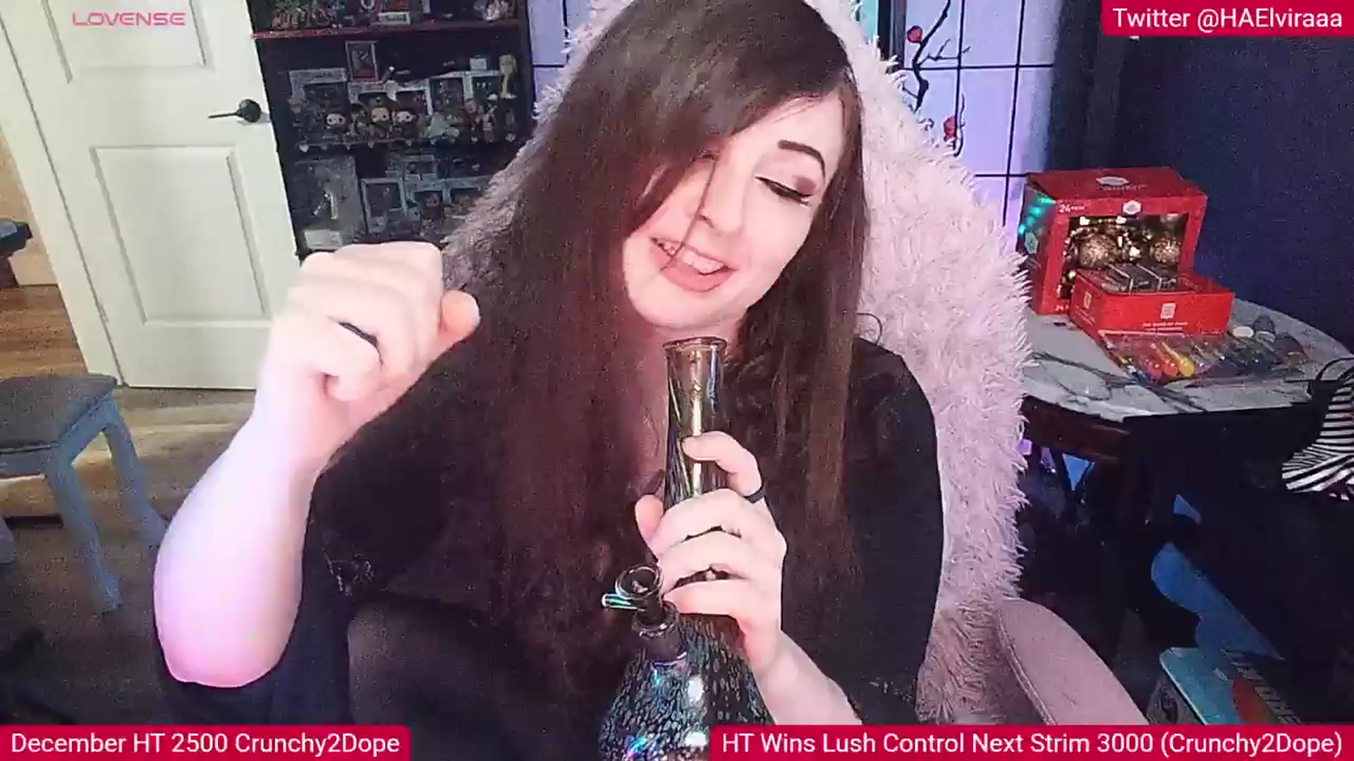 Gallery image thumbnail from Elviraaa's myfreecams stream on, 12/21/2025, 14:10 image 12 of 20