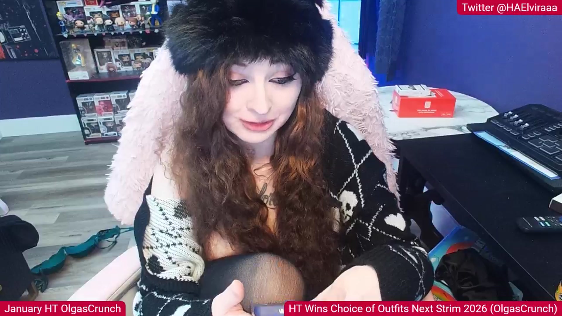 Gallery image thumbnail from Elviraaa's myfreecams stream on, 01/11/2026, 12:49 image 12 of 20