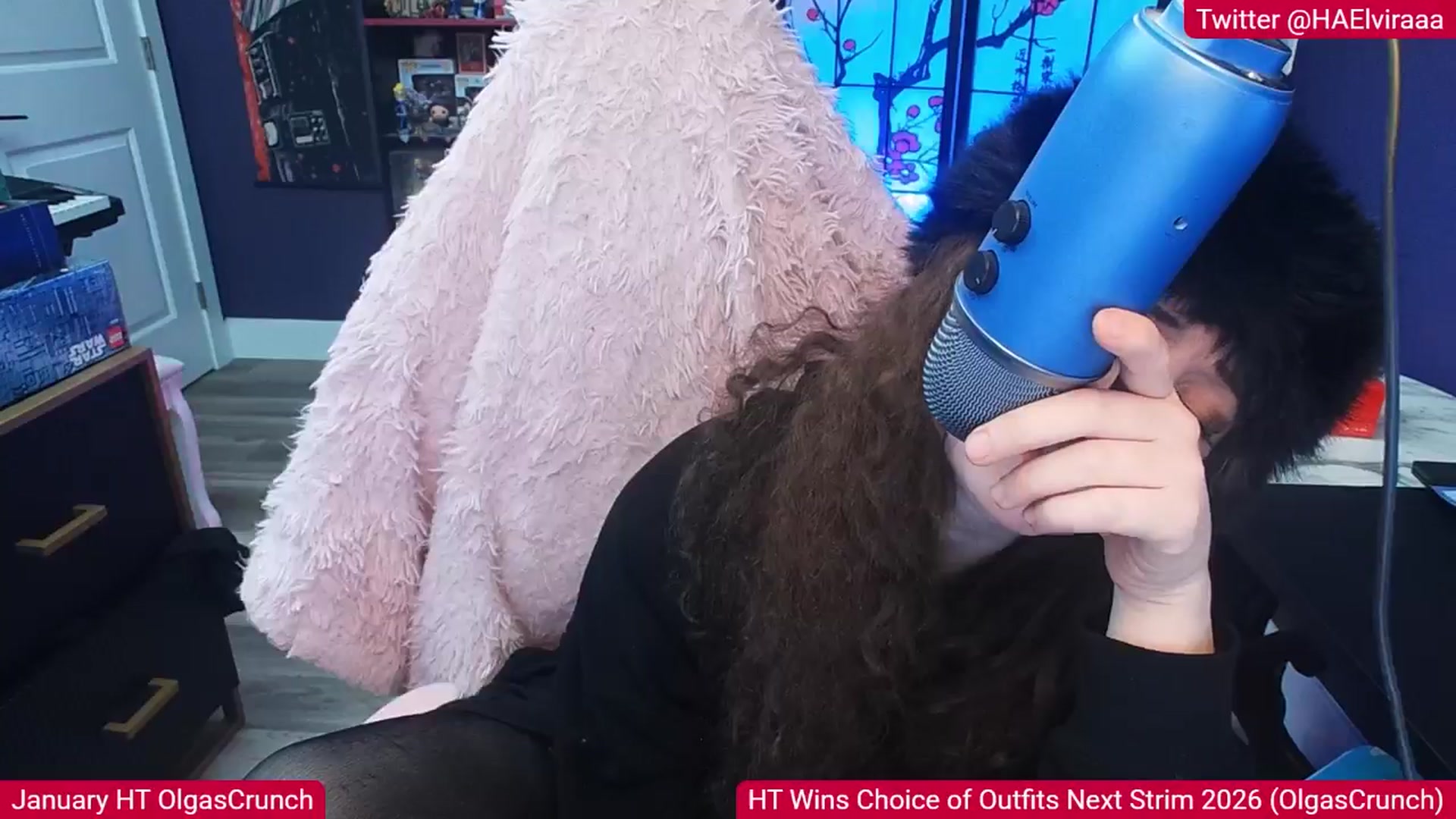 Gallery image thumbnail from Elviraaa's myfreecams stream on, 01/11/2026, 16:01 image 11 of 20
