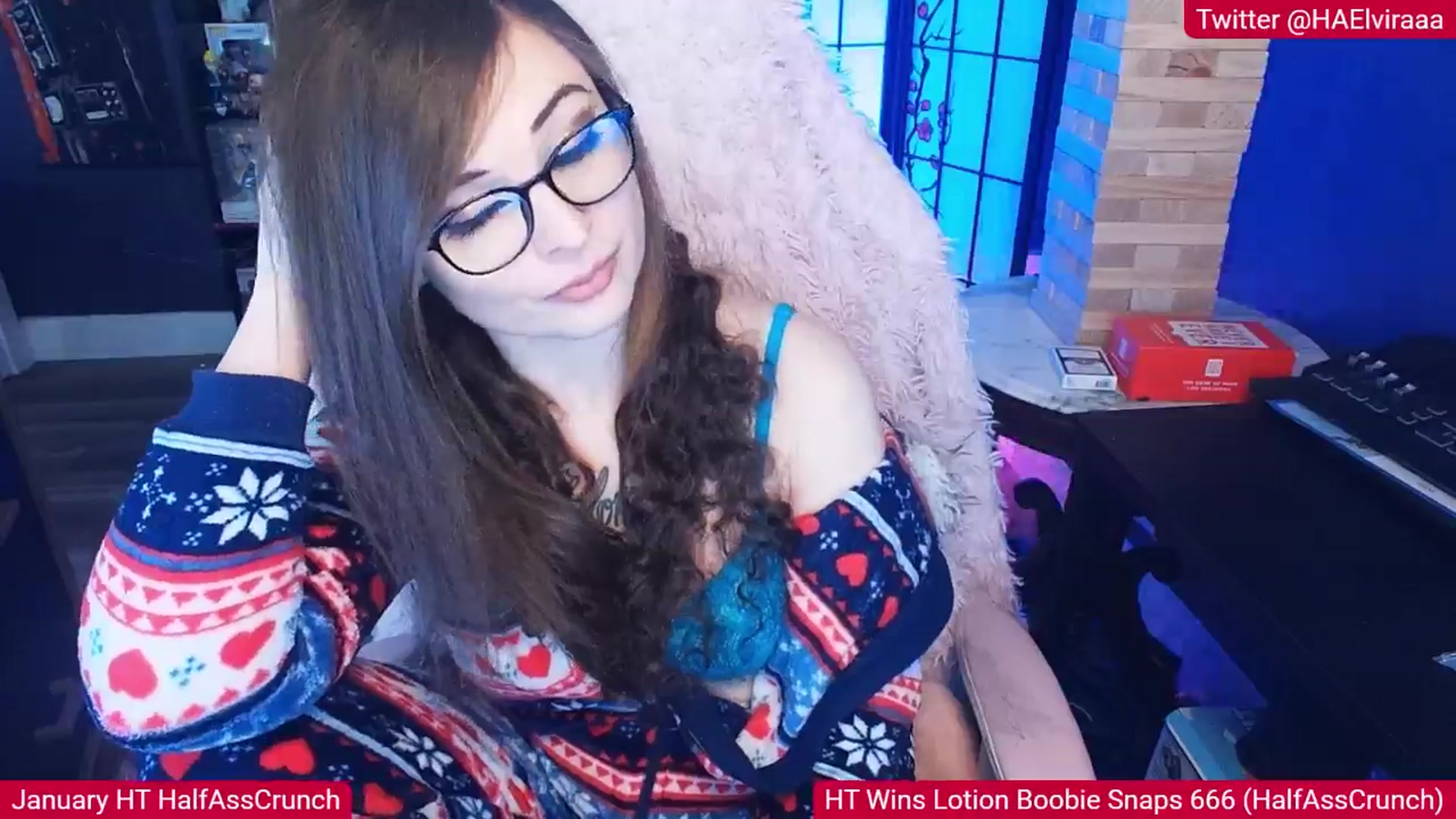 Gallery image thumbnail from Elviraaa's myfreecams stream on, 01/18/2026, 10:26 image 9 of 20