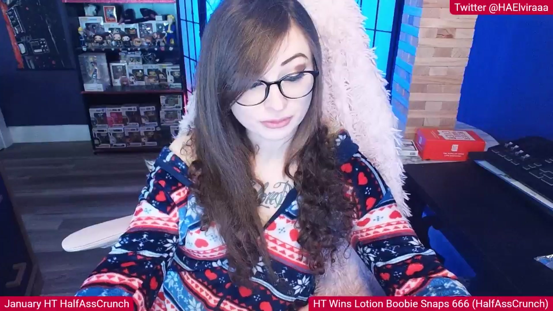 Gallery image thumbnail from Elviraaa's myfreecams stream on, 01/18/2026, 10:26 image 7 of 20