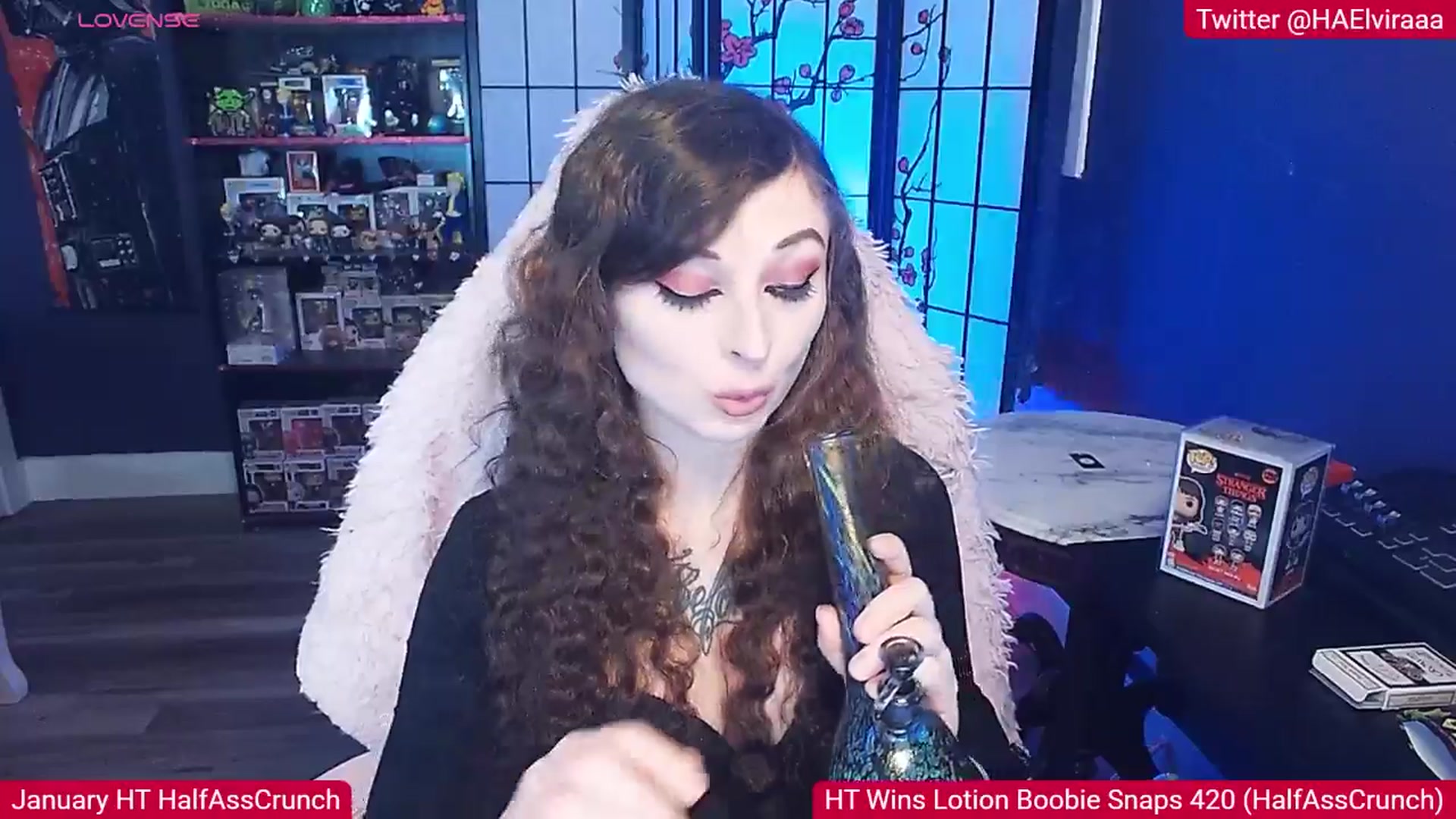 Gallery image thumbnail from Elviraaa's myfreecams stream on, 02/01/2026, 13:25 image 4 of 20