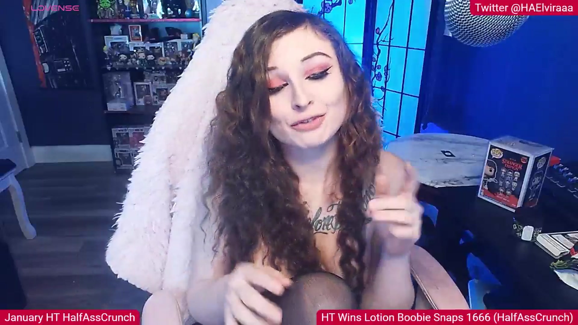 Gallery image thumbnail from Elviraaa's myfreecams stream on, 02/01/2026, 13:25 image 13 of 20