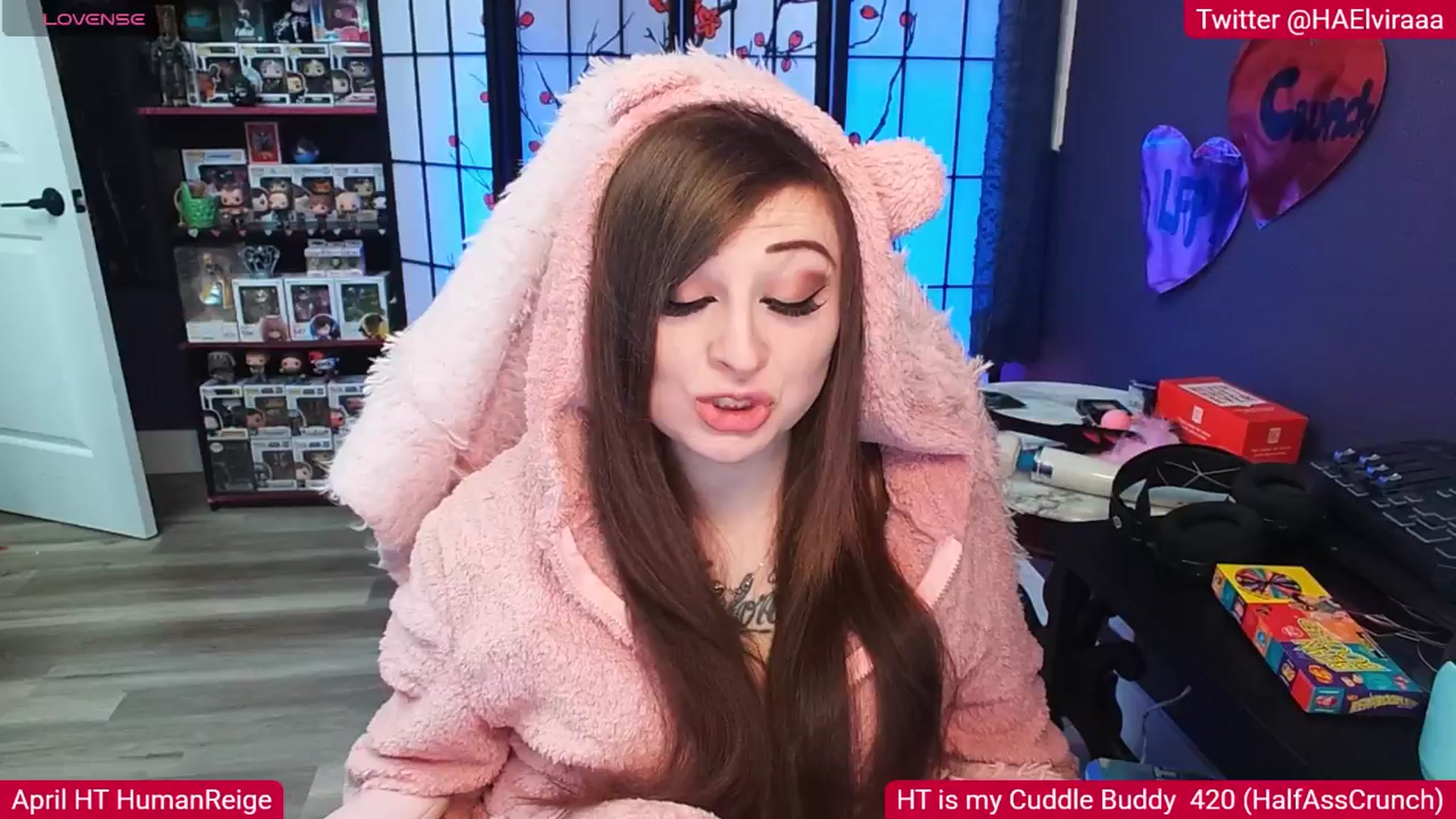 Gallery image thumbnail from Elviraaa's myfreecams stream on, 04/12/2026, 09:06 image 12 of 20