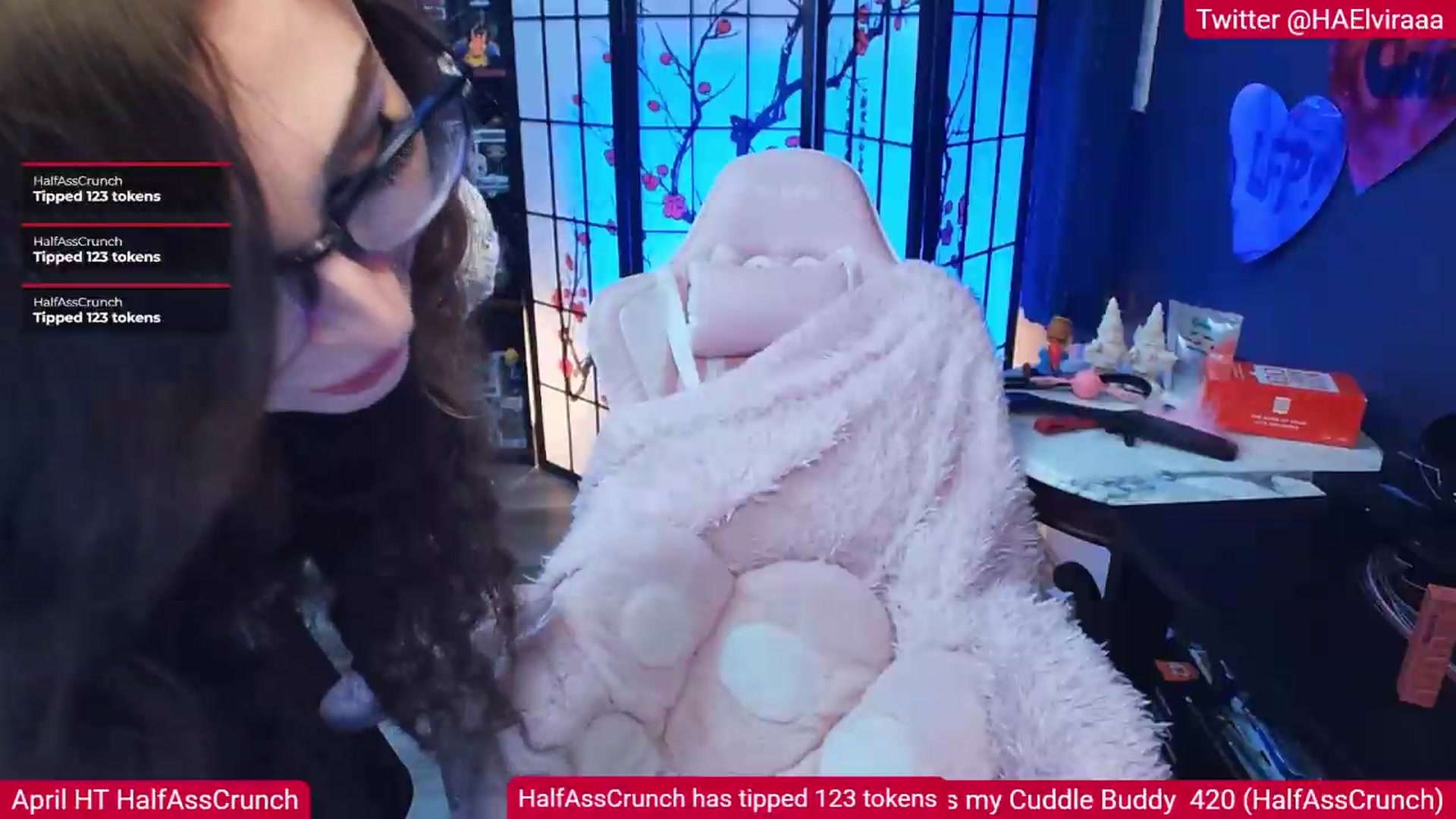 Gallery image thumbnail from Elviraaa's myfreecams stream on, 04/26/2026, 09:33 image 2 of 20