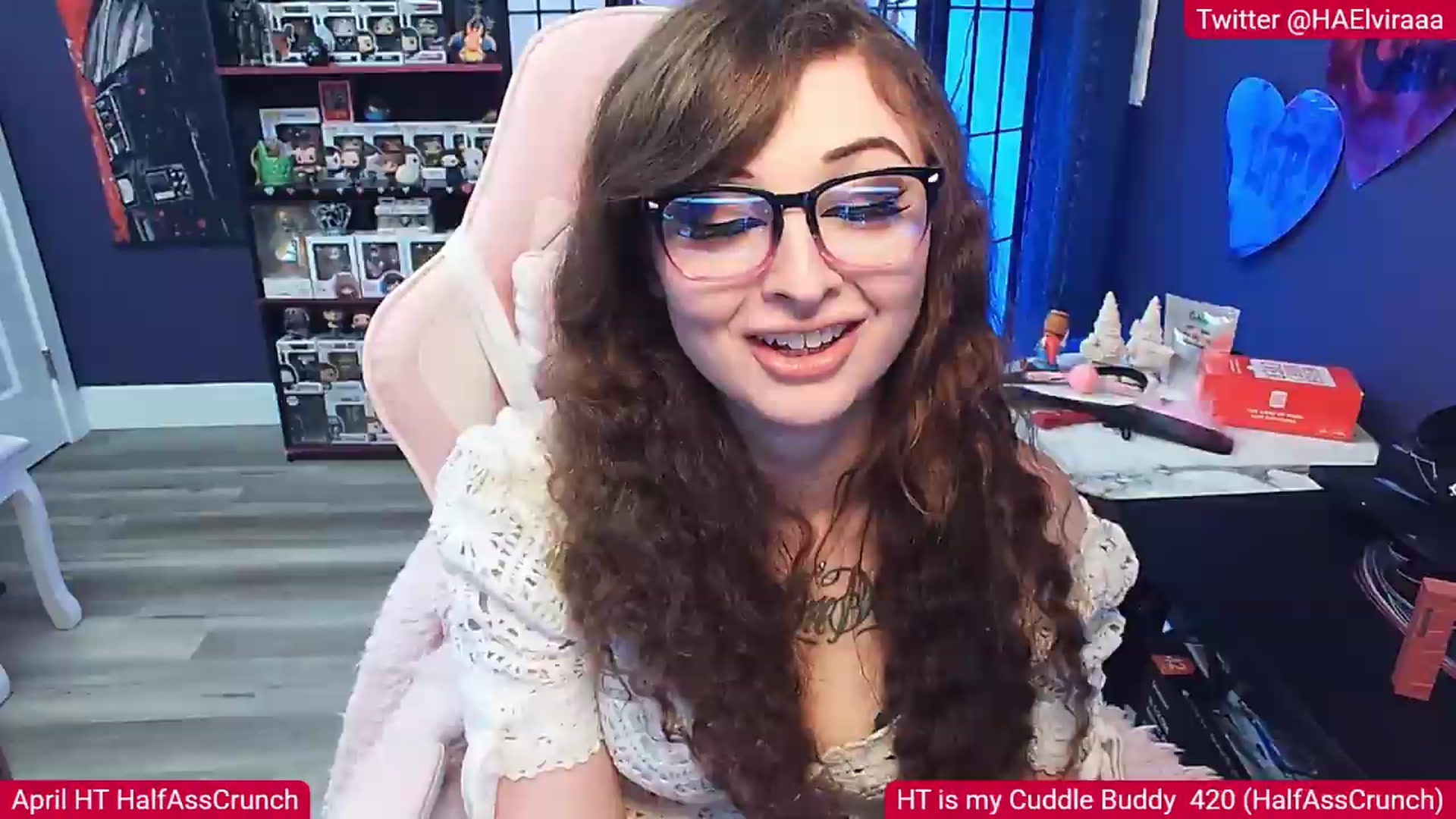 Gallery image thumbnail from Elviraaa's myfreecams stream on, 04/26/2026, 09:33 image 1 of 20