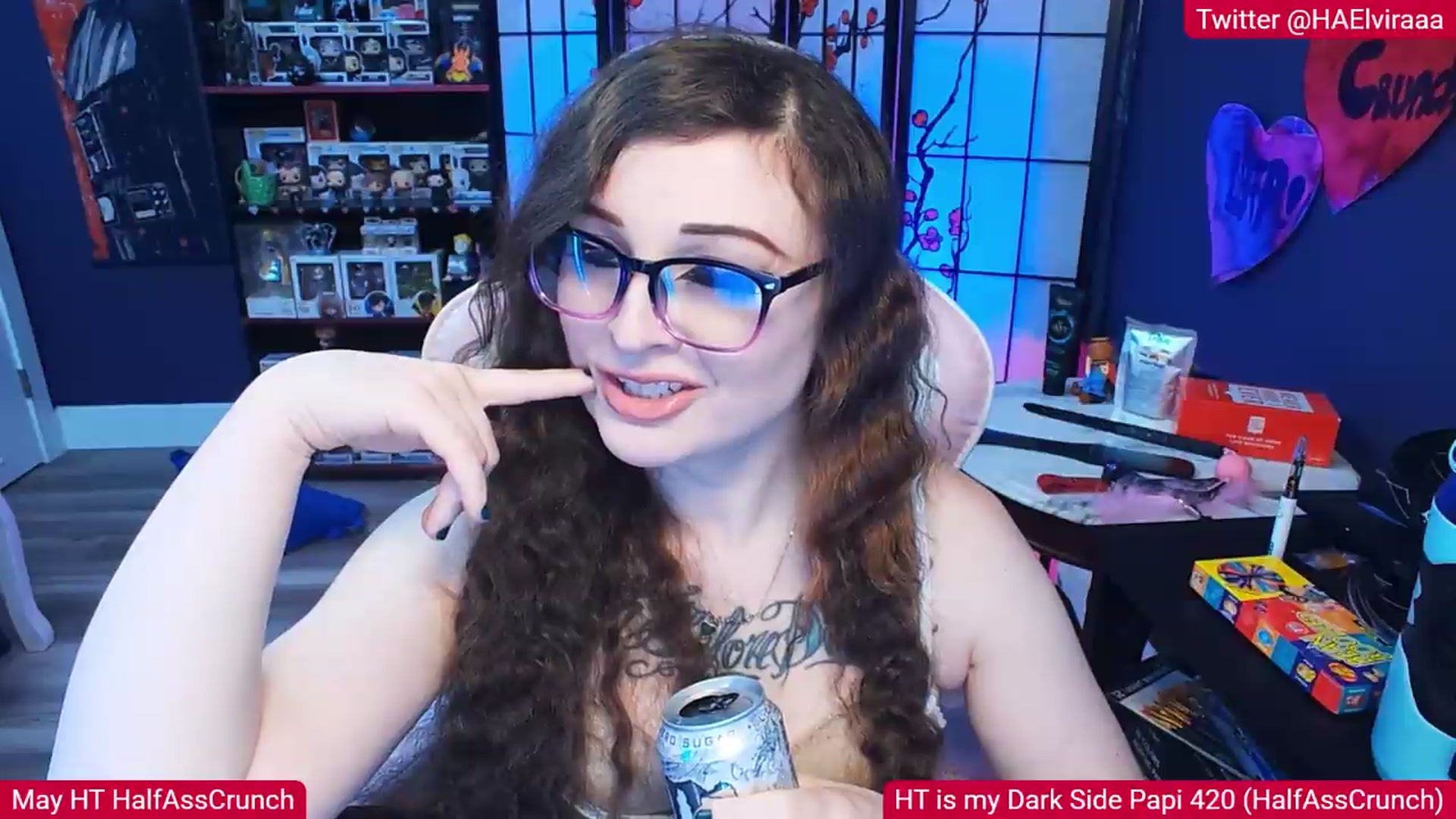 Gallery image thumbnail from Elviraaa's myfreecams stream on, 05/10/2026, 10:05 image 8 of 20