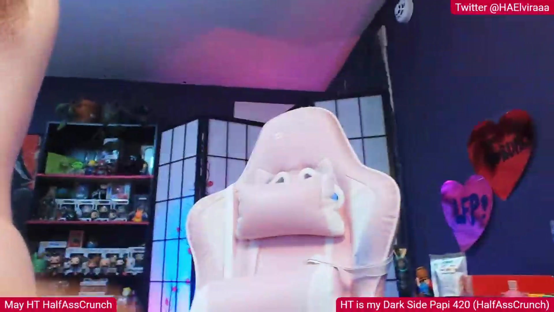Gallery image thumbnail from Elviraaa's myfreecams stream on, 05/10/2026, 10:05 image 5 of 20