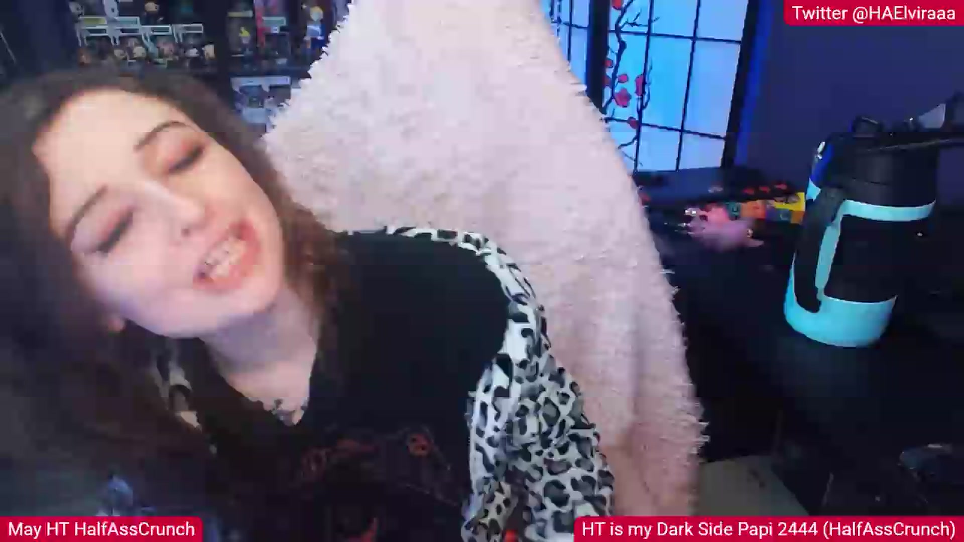 Gallery image thumbnail from Elviraaa's myfreecams stream on, 05/31/2026, 12:20 image 1 of 20