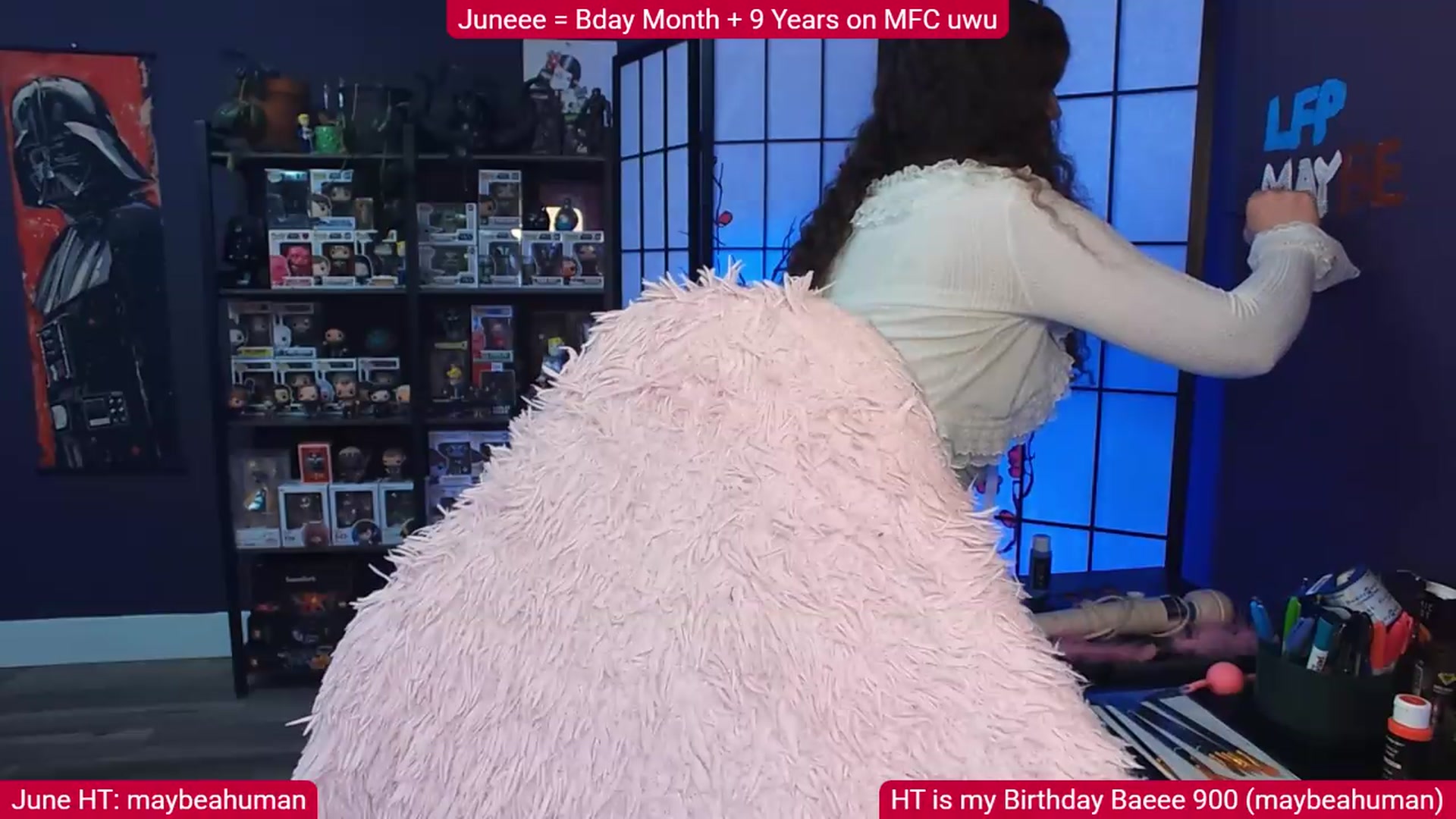 Gallery image thumbnail from Elviraaa's myfreecams stream on, 06/06/2026, 10:08 image 7 of 20