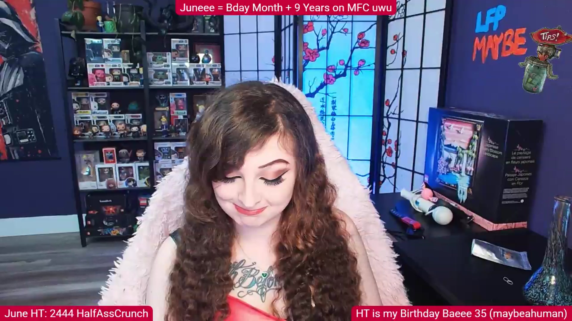 Gallery image thumbnail from Elviraaa's myfreecams stream on, 06/21/2026, 09:52 image 3 of 20