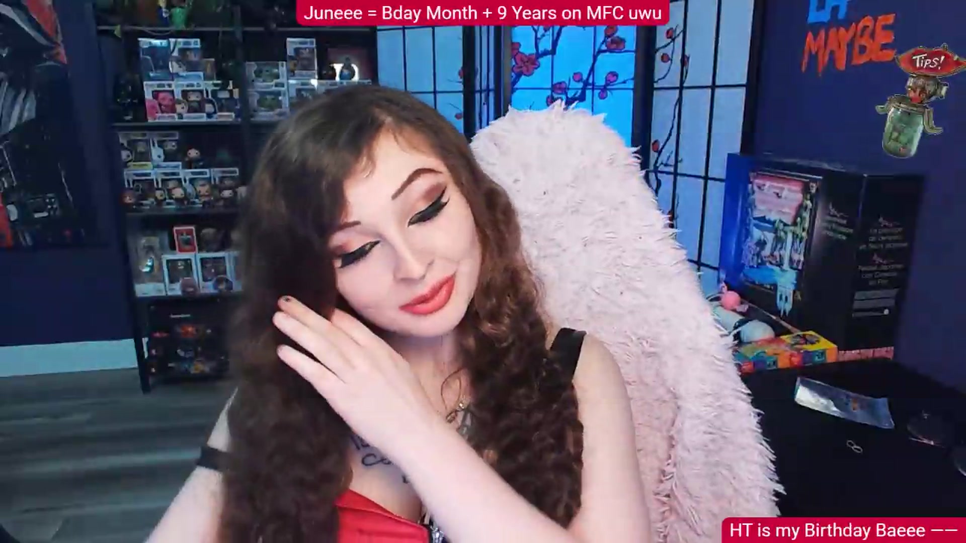 Gallery image thumbnail from Elviraaa's myfreecams stream on, 06/21/2026, 09:52 image 12 of 20
