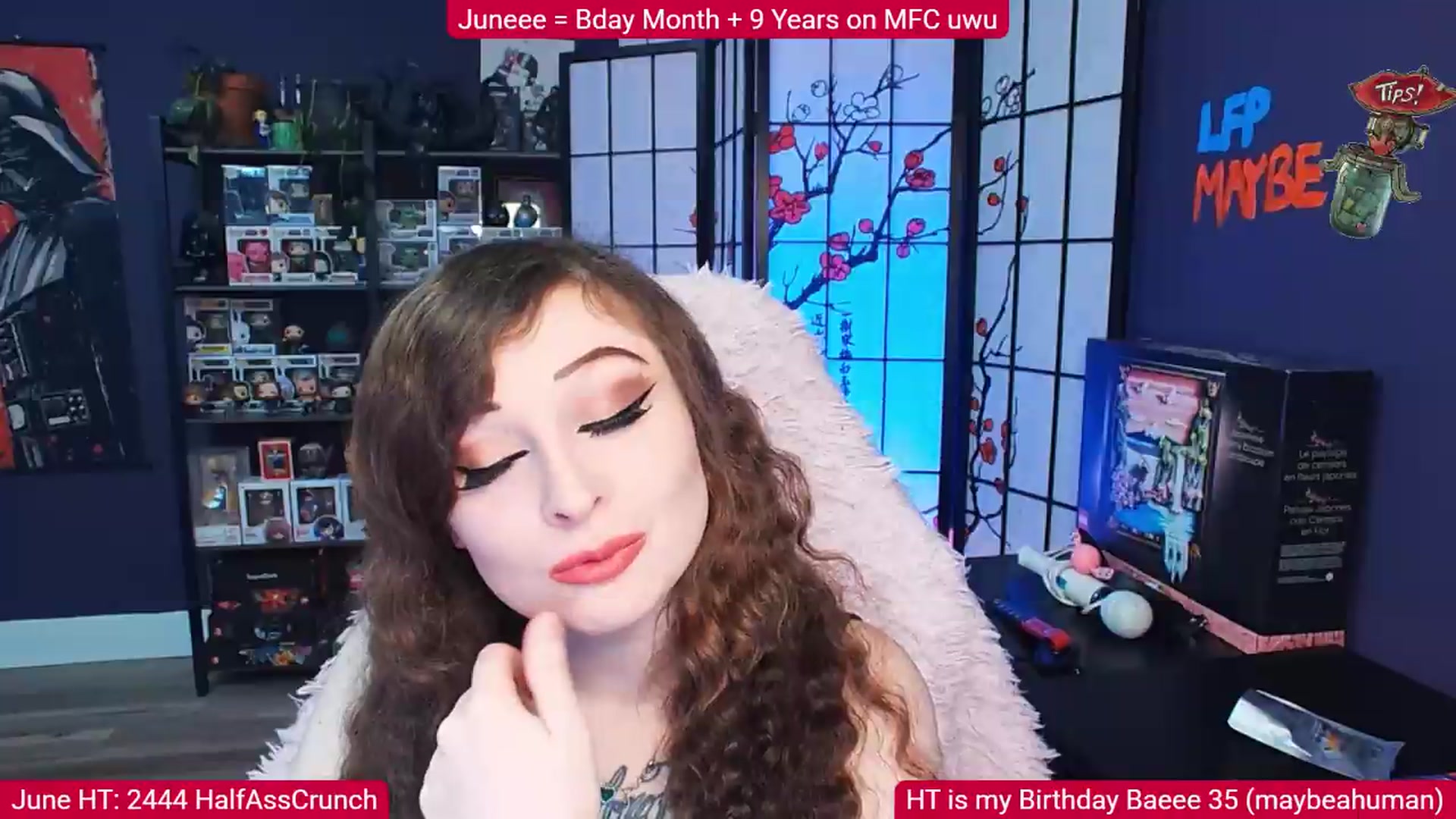 Gallery image thumbnail from Elviraaa's myfreecams stream on, 06/21/2026, 09:52 image 2 of 20