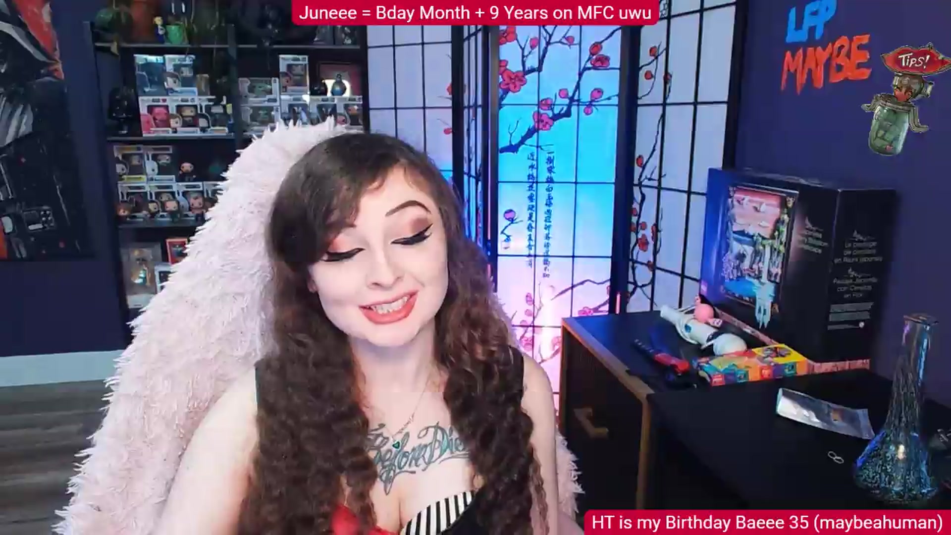 Gallery image thumbnail from Elviraaa's myfreecams stream on, 06/21/2026, 09:52 image 6 of 20