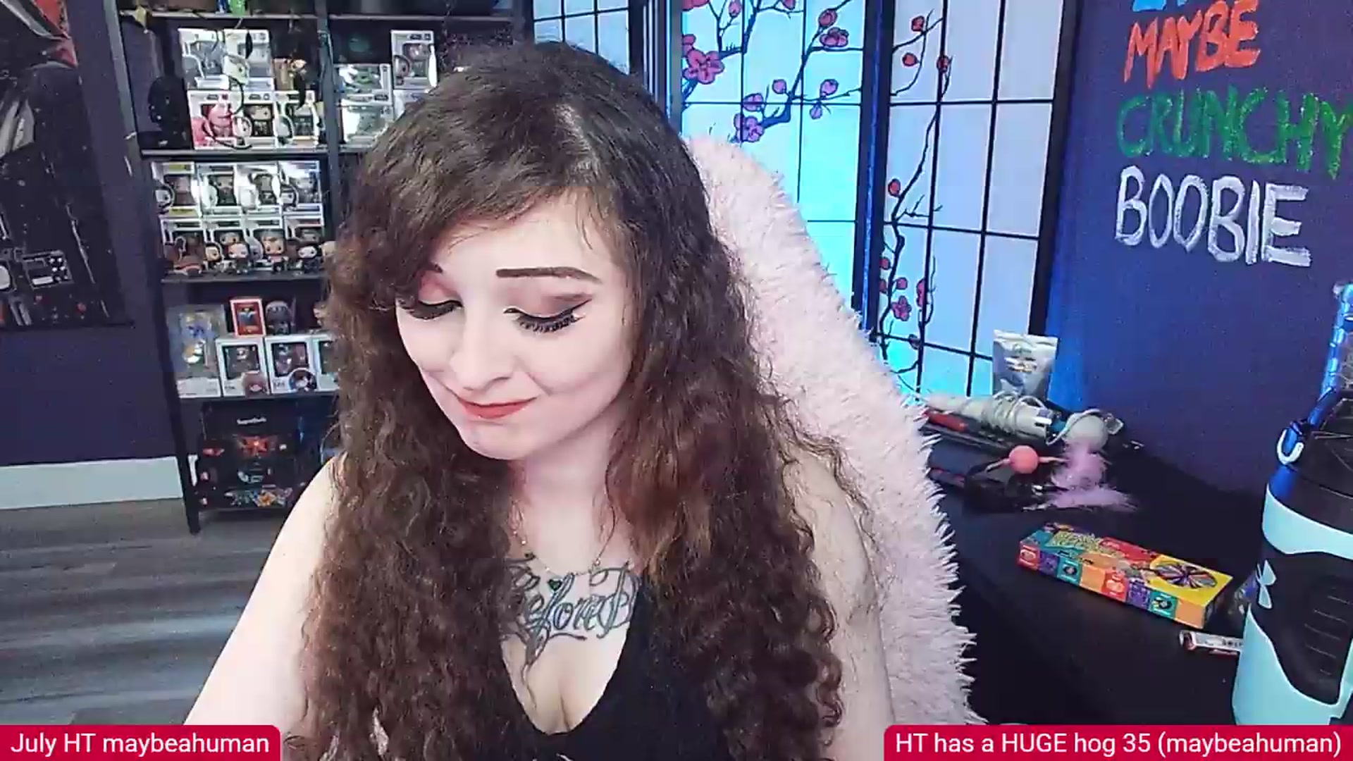 Gallery image thumbnail from Elviraaa's myfreecams stream on, 07/19/2026, 06:23 image 16 of 20