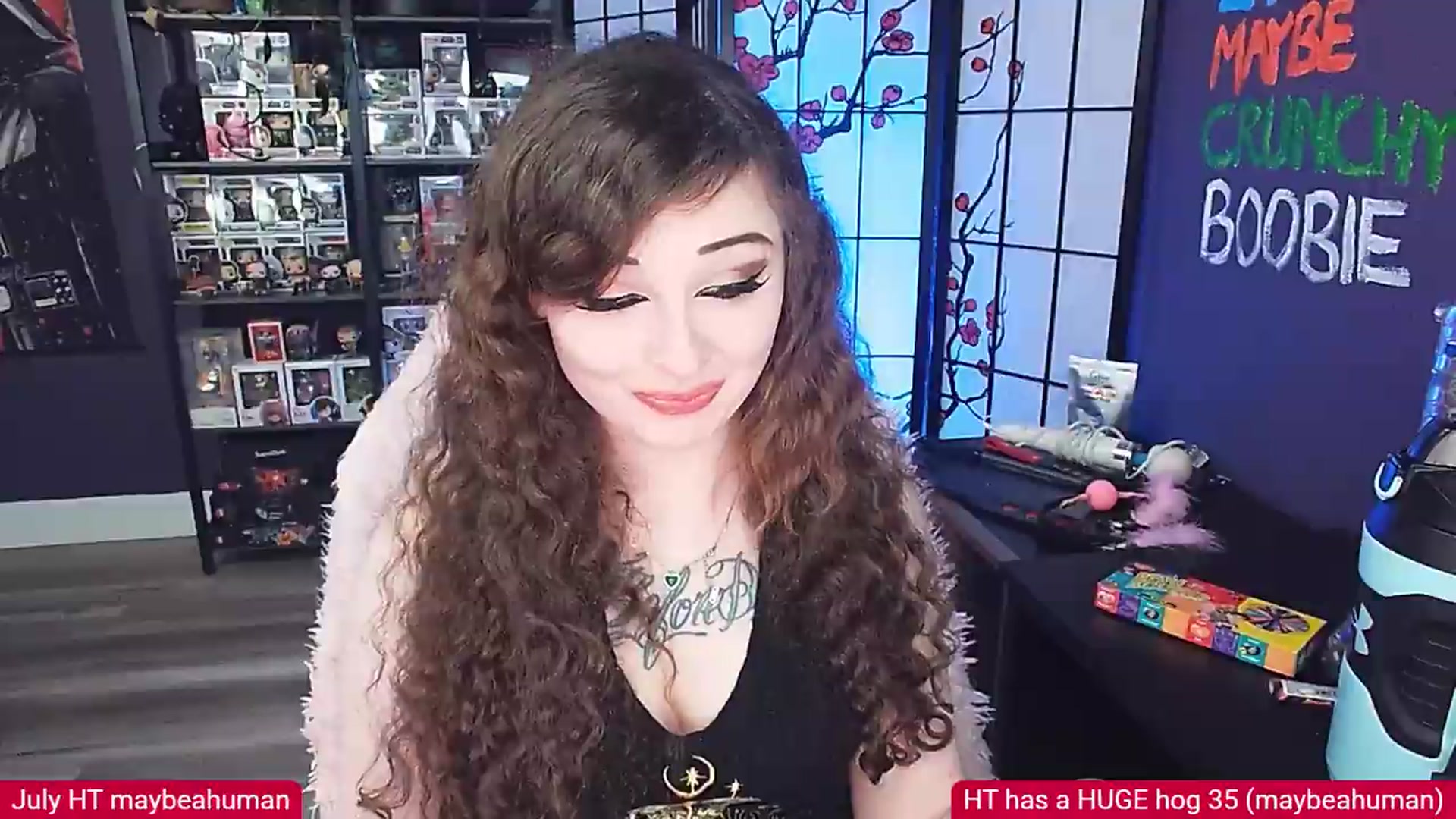Gallery image thumbnail from Elviraaa's myfreecams stream on, 07/19/2026, 06:23 image 17 of 20