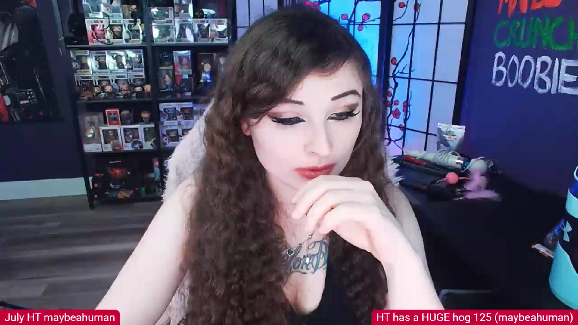 Gallery image thumbnail from Elviraaa's myfreecams stream on, 07/19/2026, 08:55 image 3 of 20