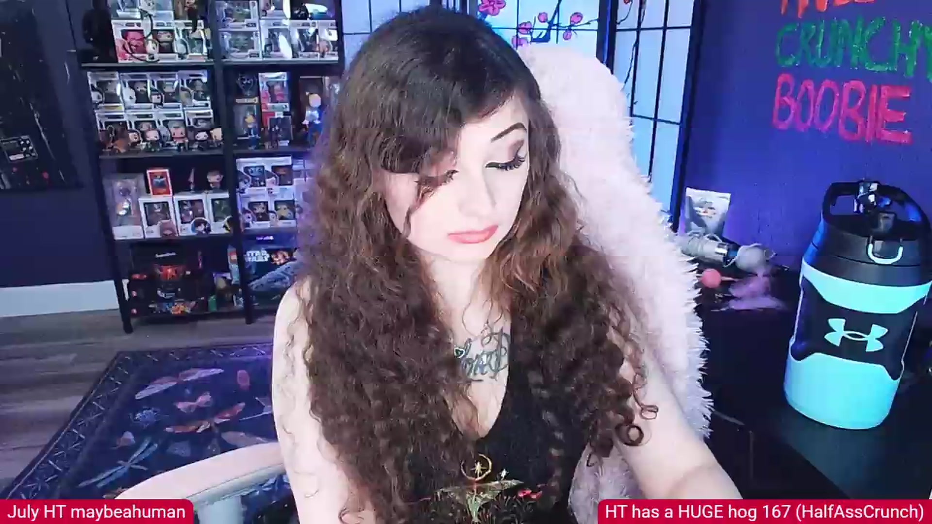 Gallery image thumbnail from Elviraaa's myfreecams stream on, 07/19/2026, 09:49 image 4 of 20