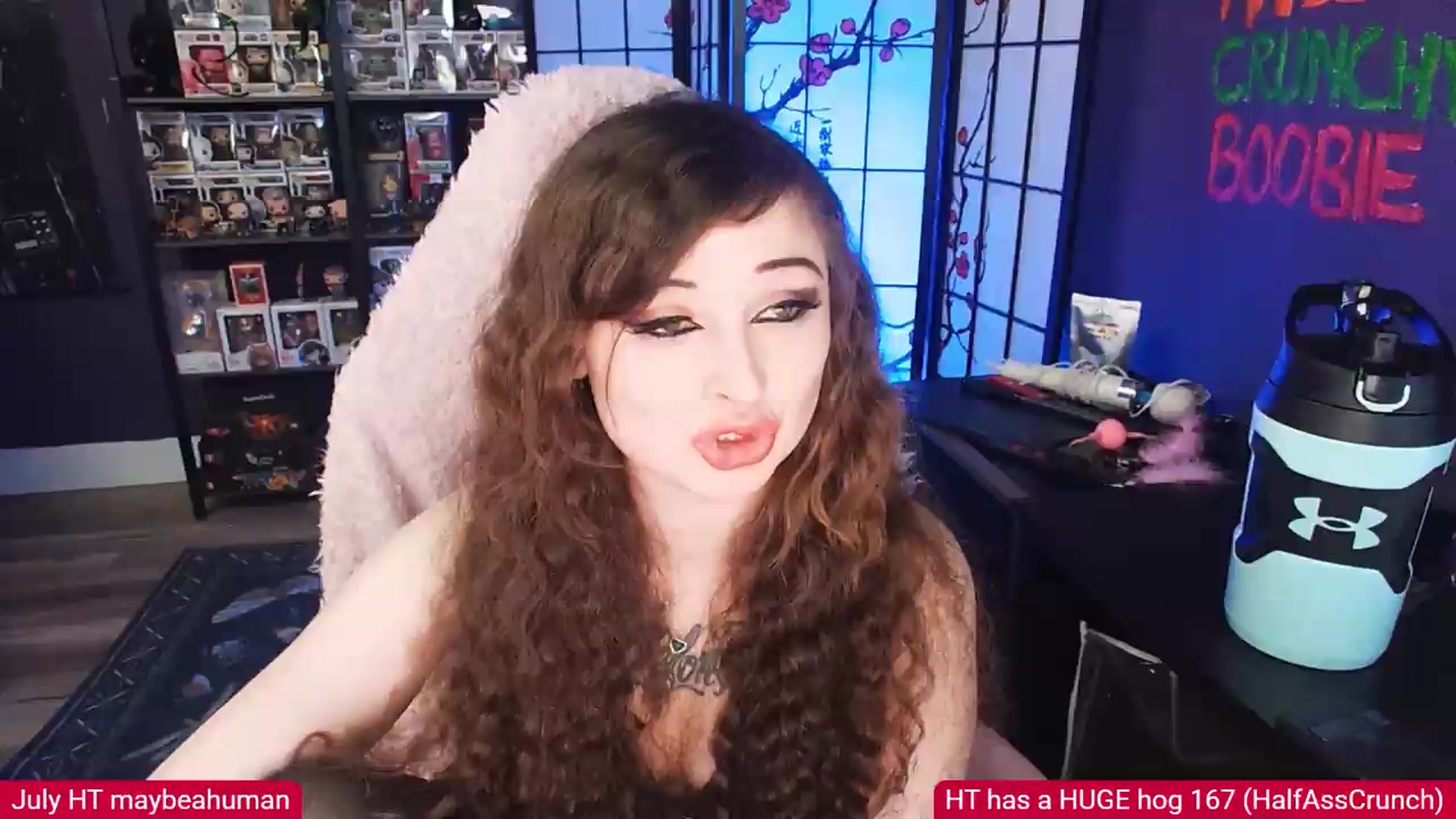 Gallery image thumbnail from Elviraaa's myfreecams stream on, 07/19/2026, 09:49 image 1 of 20