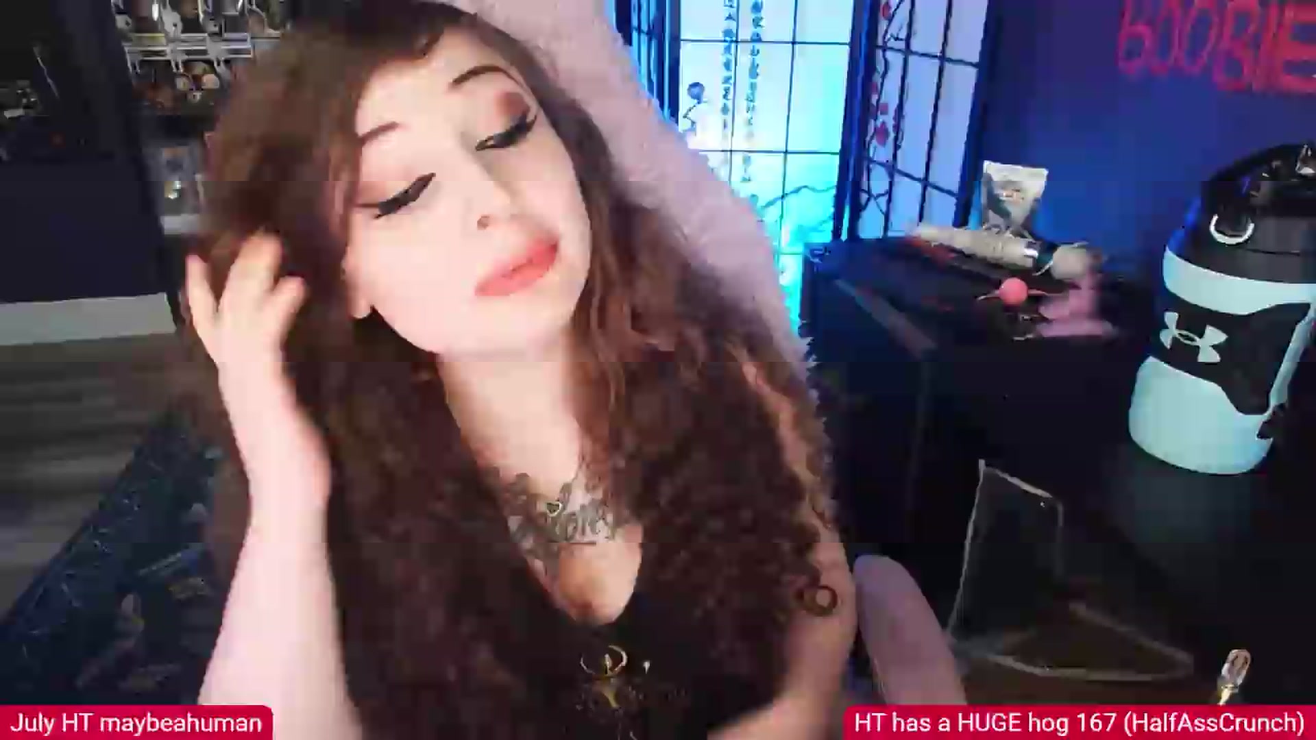 Gallery image thumbnail from Elviraaa's myfreecams stream on, 07/19/2026, 09:49 image 10 of 20