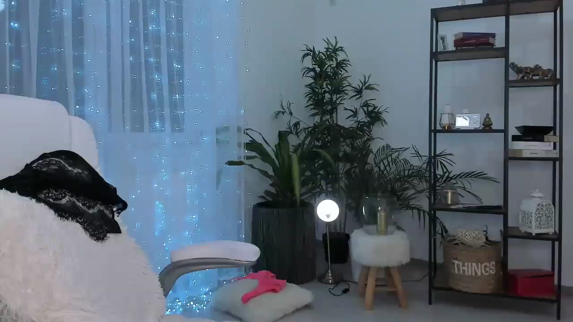 Gallery image thumbnail from ElyUrFutureEx's myfreecams stream on, 10/06/2023, 24:59 image 6 of 20