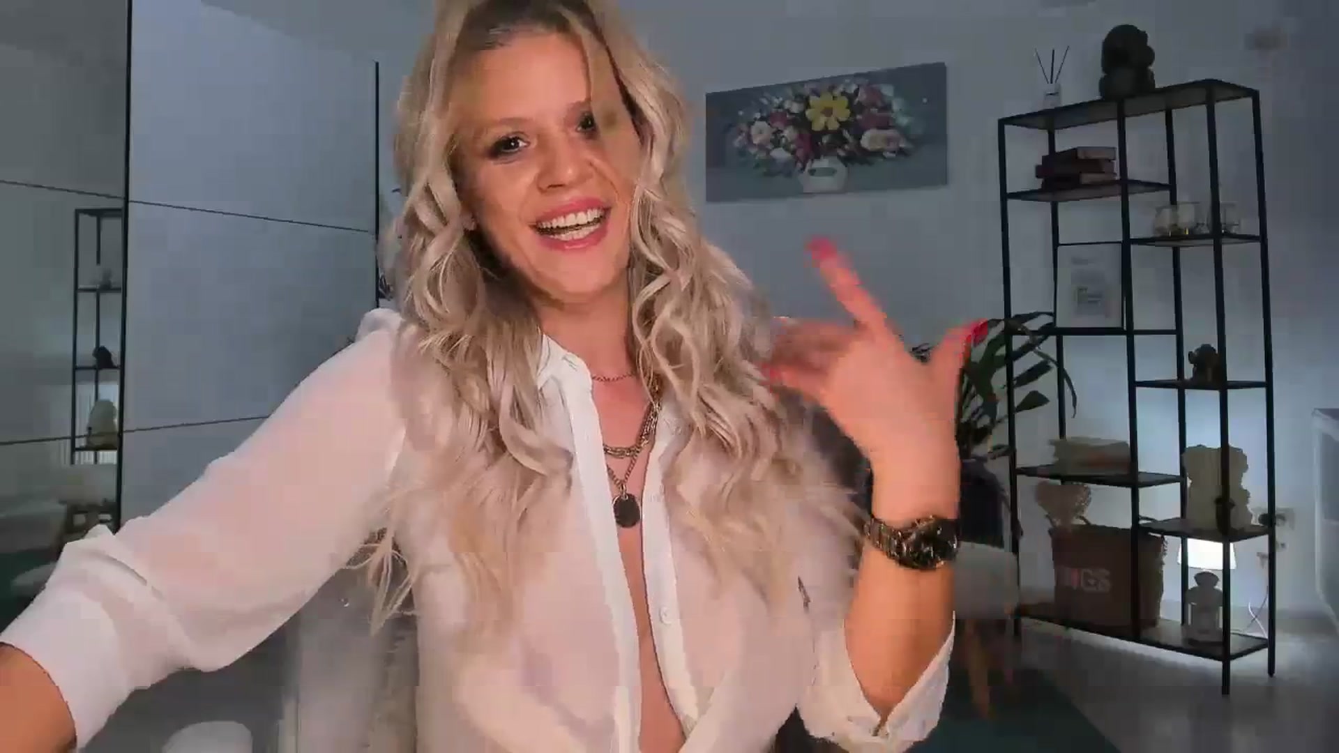 Gallery image thumbnail from ElyUrFutureEx's myfreecams stream on, 12/26/2023, 01:16 image 3 of 20