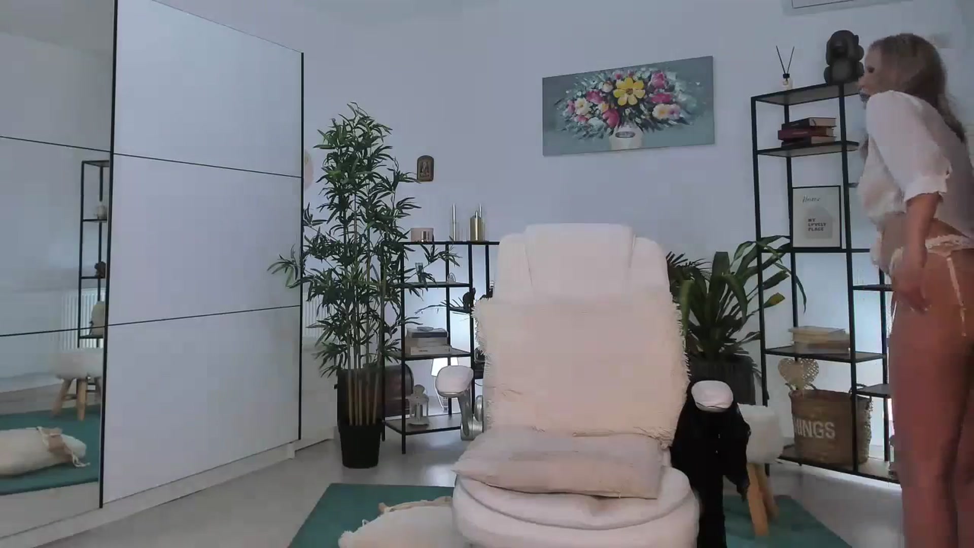 Gallery image thumbnail from ElyUrFutureEx's myfreecams stream on, 01/31/2024, 02:55 image 17 of 20