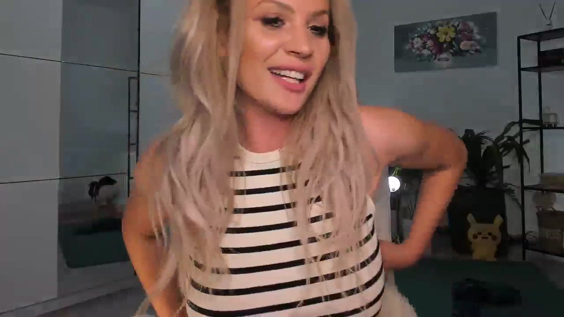 Gallery image thumbnail from ElyUrFutureEx's myfreecams stream on, 04/10/2024, 05:49 image 2 of 20