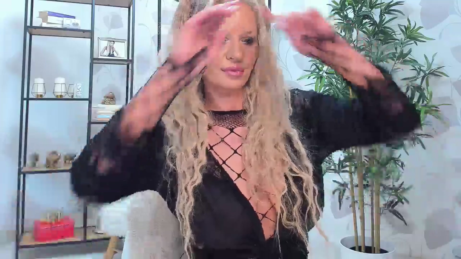 Gallery image thumbnail from ElyUrFutureEx's myfreecams stream on, 12/24/2025, 17:47 image 3 of 20