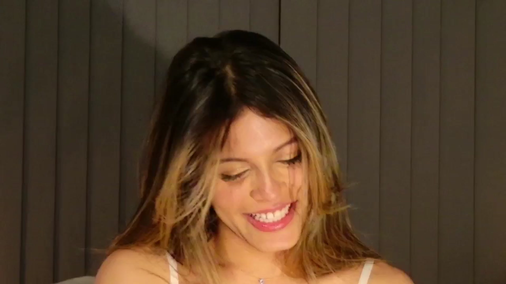 Gallery image thumbnail from Elyse's myfreecams stream on, 03/08/2026, 19:41 image 2 of 20
