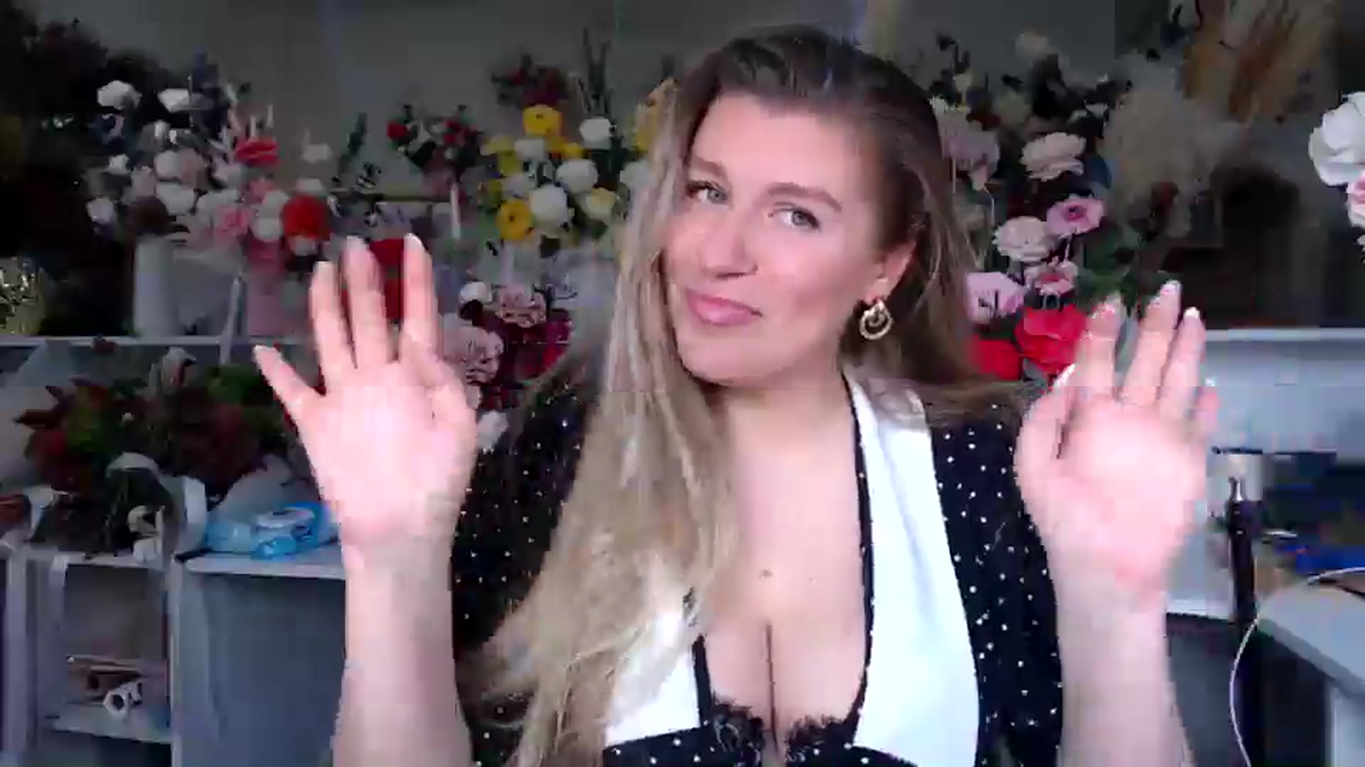 Gallery image thumbnail from Elysera's myfreecams stream on, 09/15/2025, 08:11 image 7 of 20