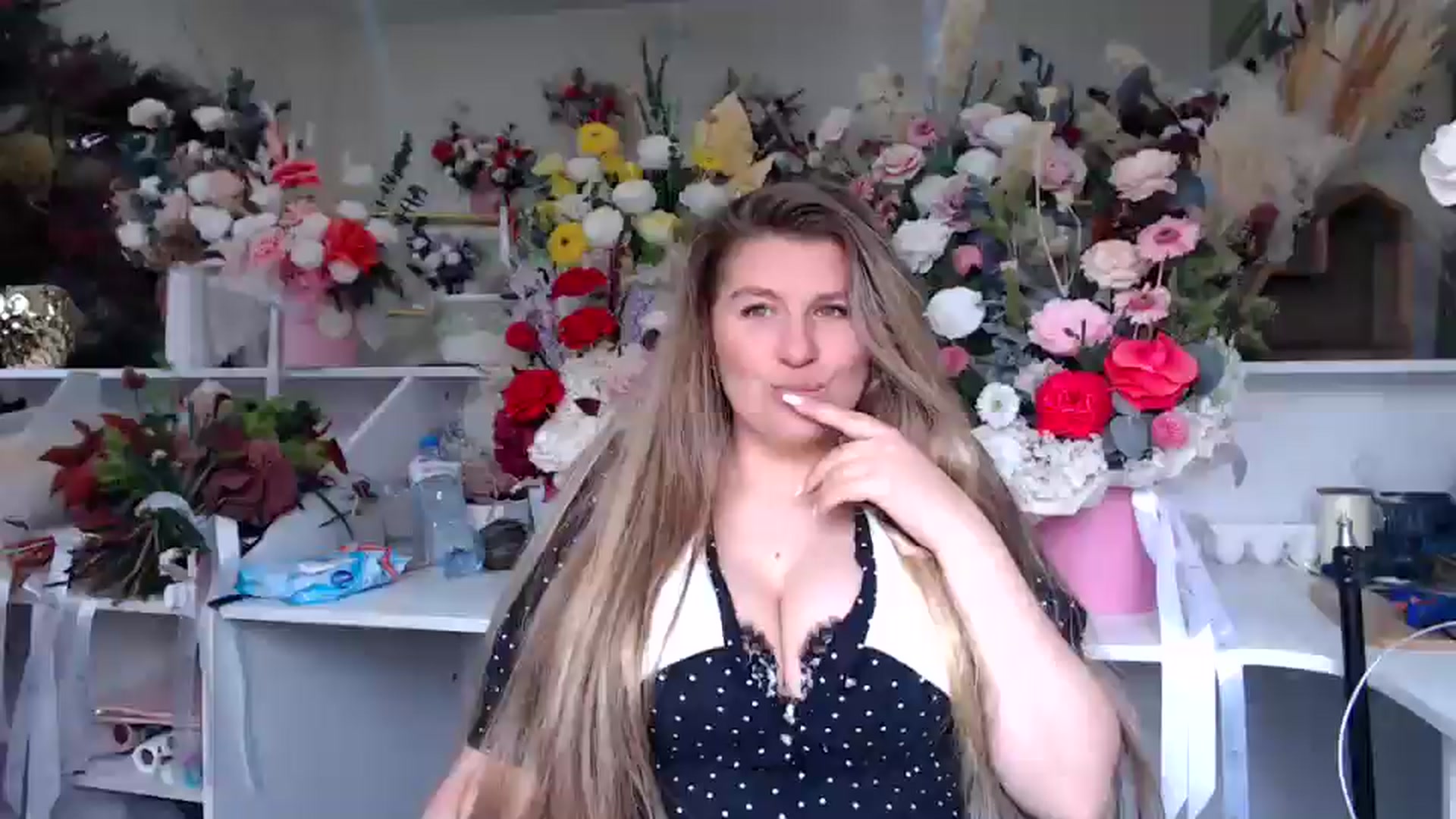 Gallery image thumbnail from Elysera's myfreecams stream on, 09/15/2025, 09:30 image 12 of 20