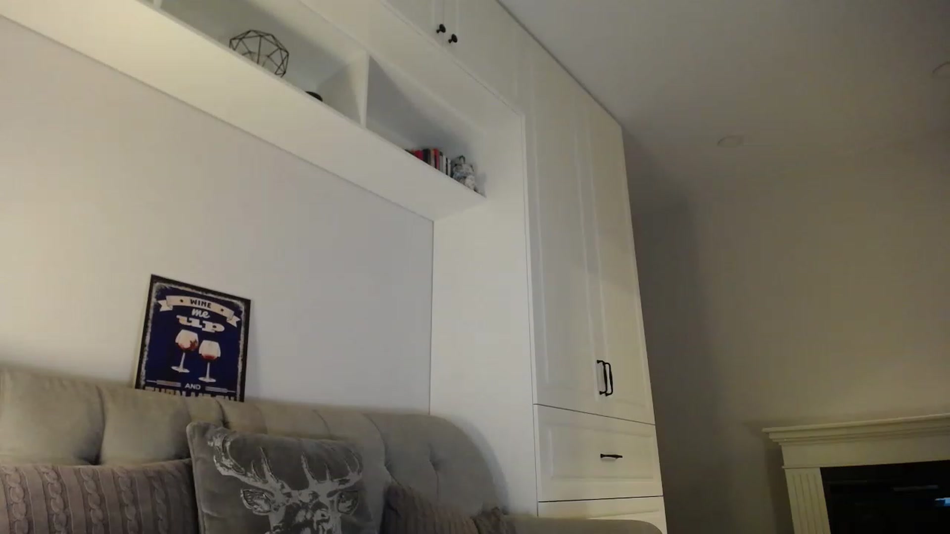 Gallery image thumbnail from Elysewine's myfreecams stream on, 12/03/2022, 06:54 image 4 of 20
