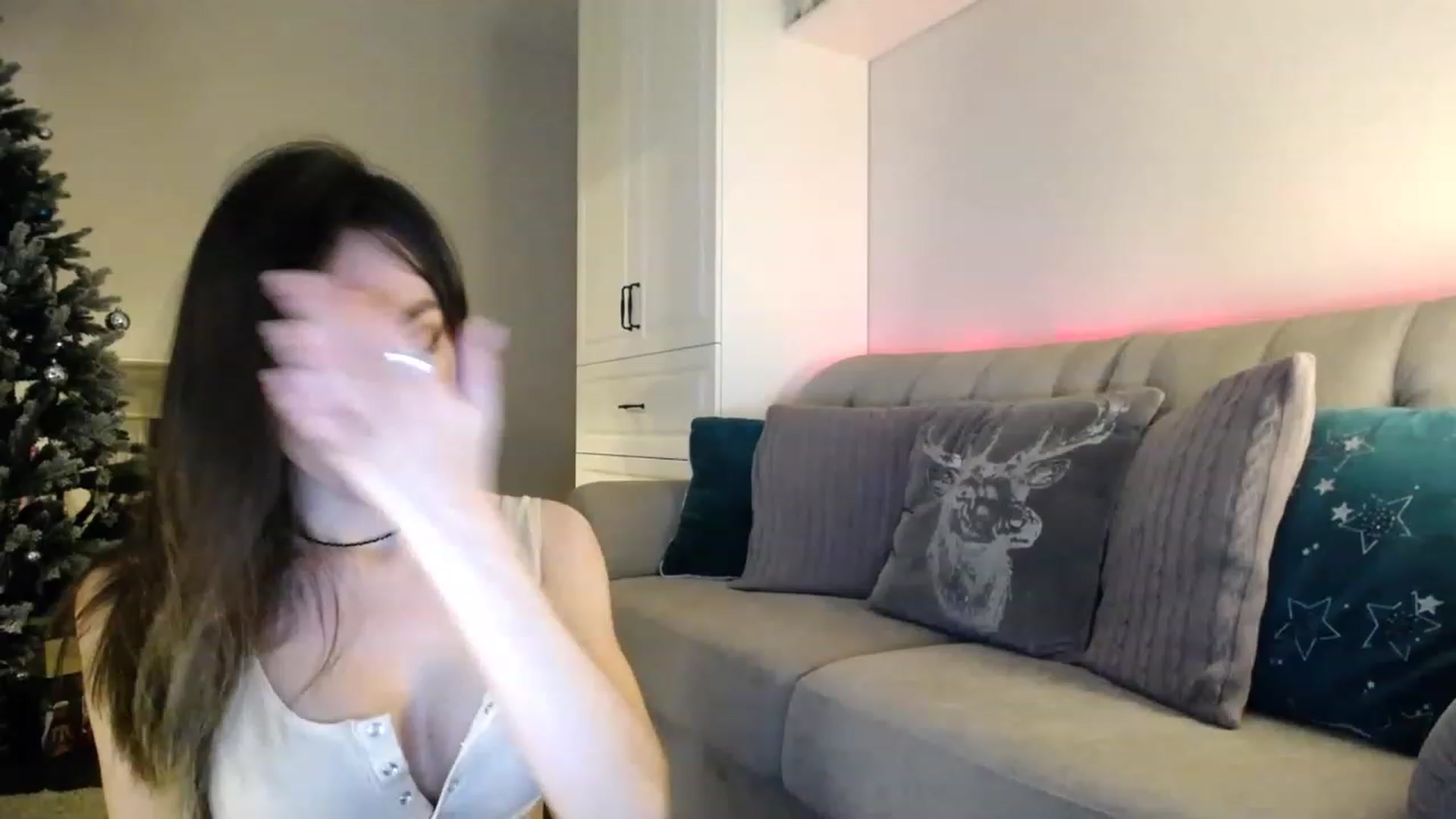 Gallery image thumbnail from Elysewine's myfreecams stream on, 12/17/2022, 06:05 image 7 of 20