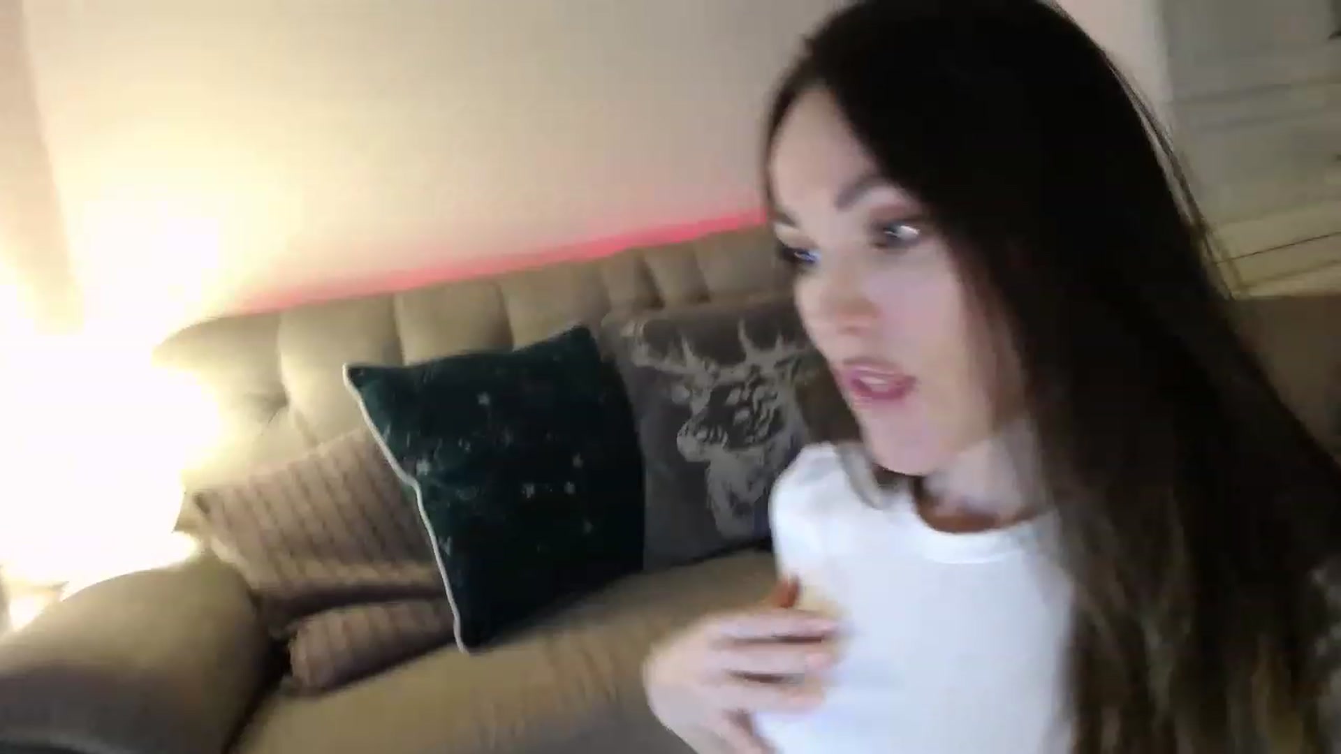 Gallery image thumbnail from Elysewine's myfreecams stream on, 12/31/2022, 04:34 image 19 of 20