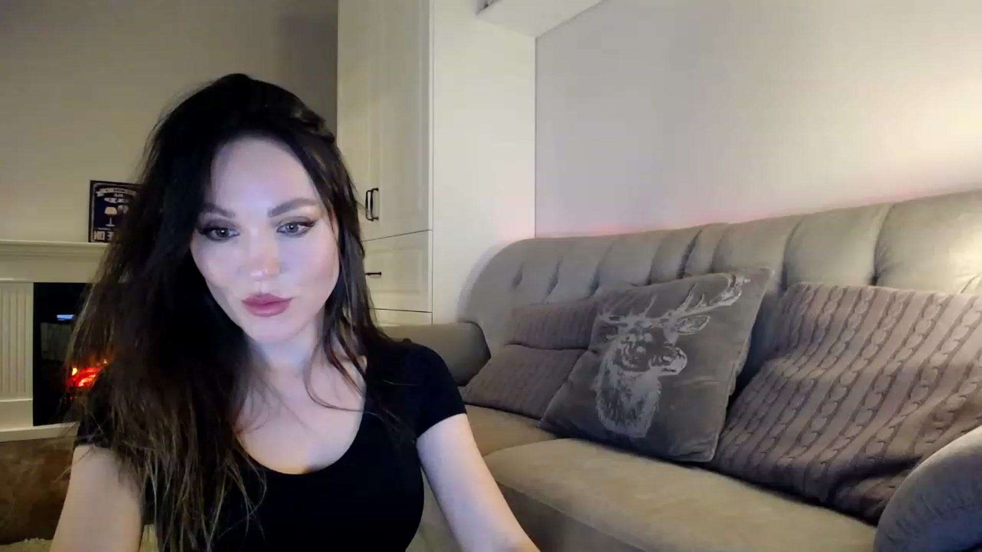 Gallery image thumbnail from Elysewine's myfreecams stream on, 01/14/2023, 05:39 image 8 of 20
